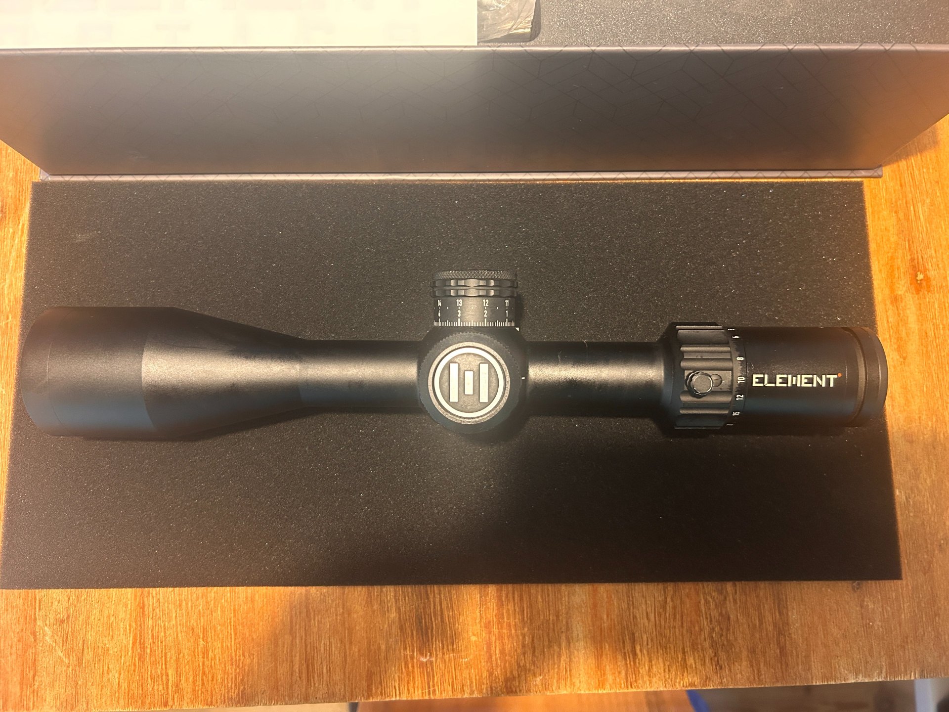 Element Optics NEXUS Gen2 4-25×50 FFP – Bild 1