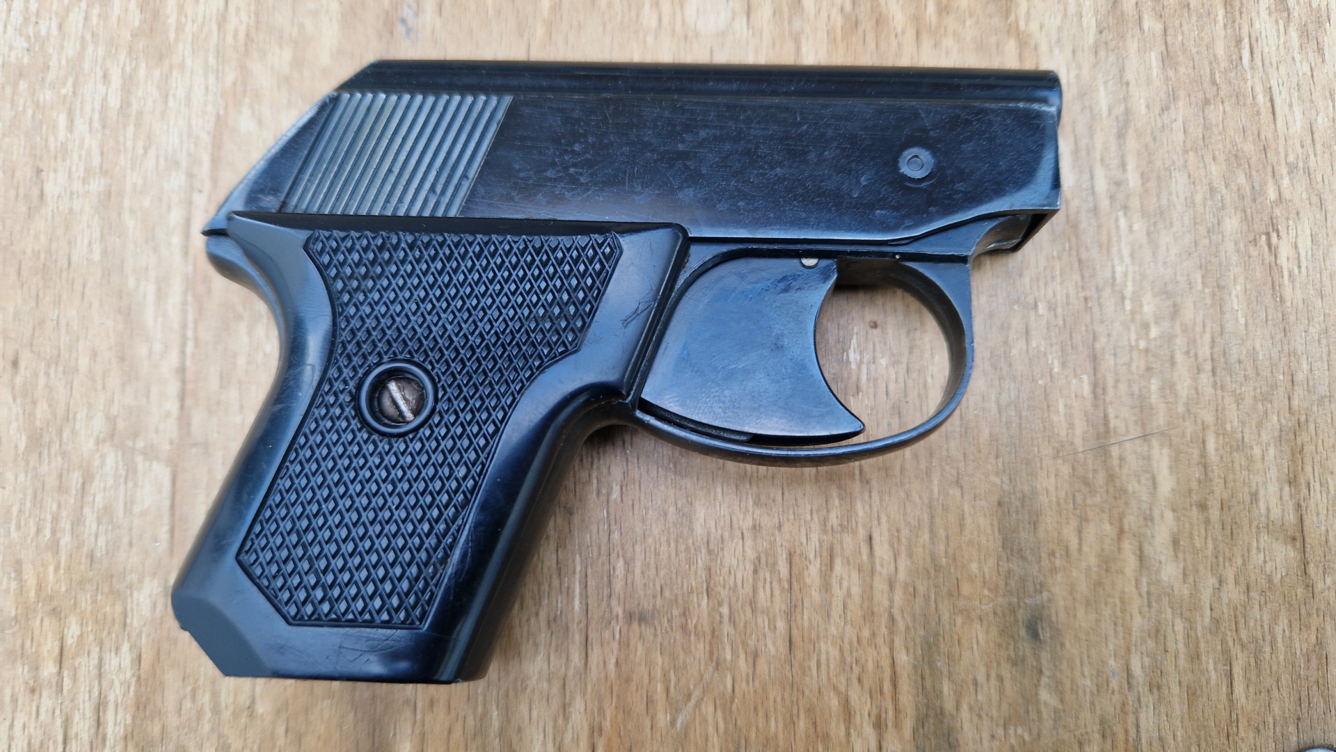 Bester Taschenflak ===> PERFECTA G2 "D.B.P." / 6 mm Flobert -- PTB -8\69 -- Zum Schnäppchen !!!! – Bild 2