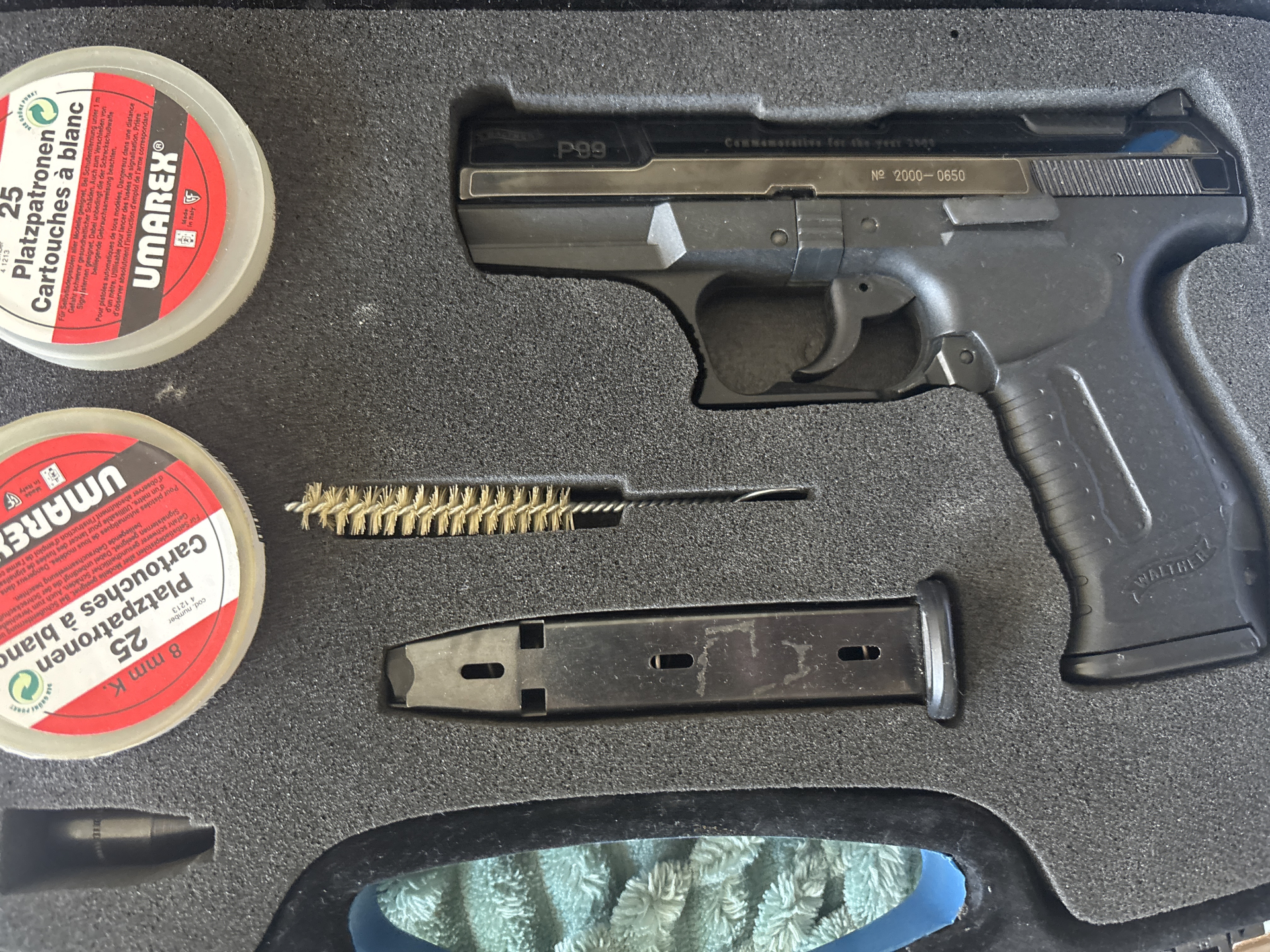 Walther P 99 Sondermodell Millenium 2000 mit Zertifikat mit 150 Platzpatronen – Bild 1