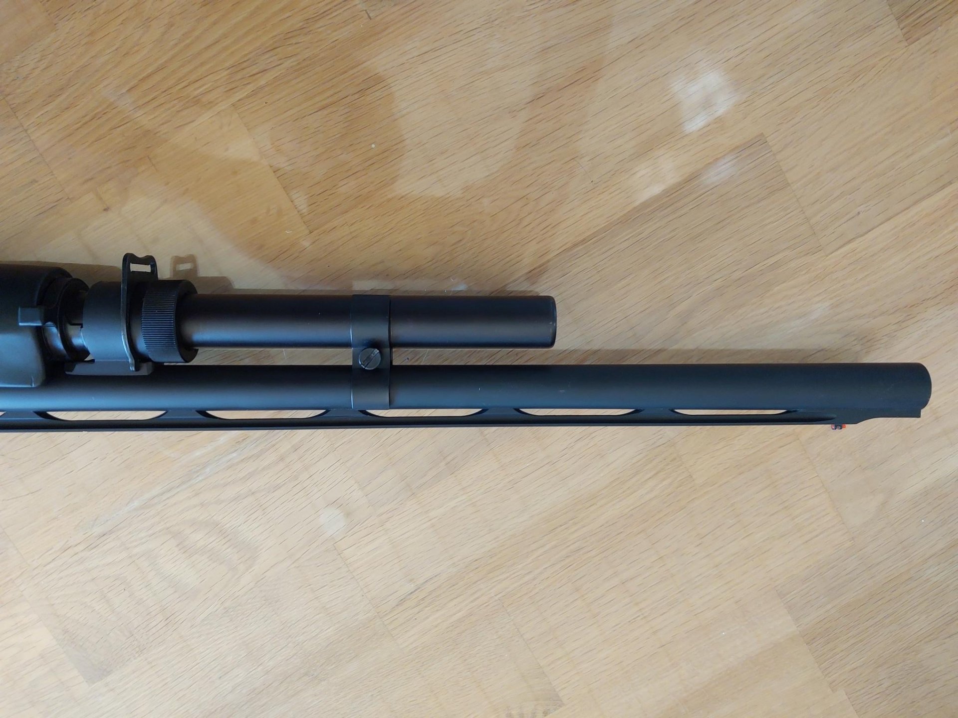 Benelli Flinte Vorderschaftrepetierer M3 Super 90 12/76 – Bild 5