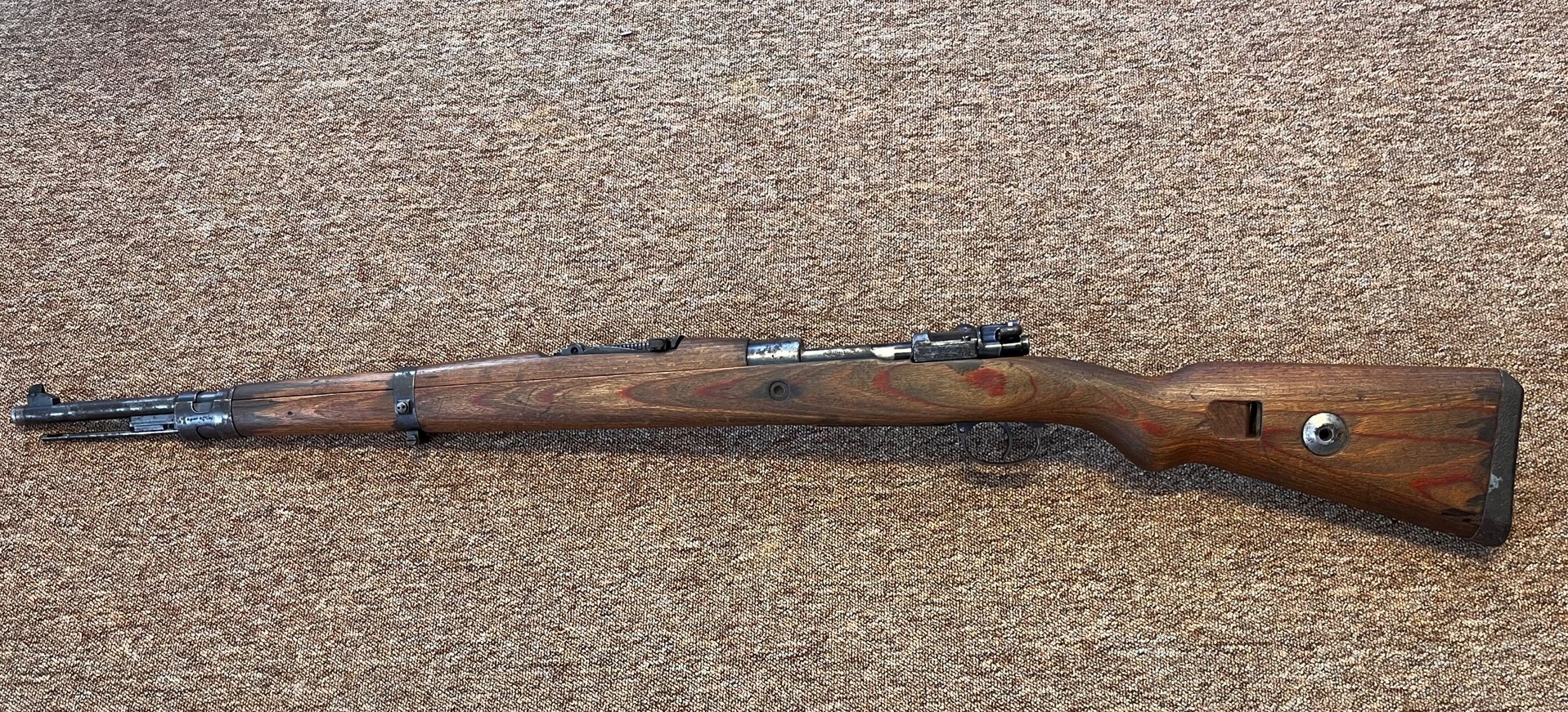 gebrauchte Repetierbüchse G/24(t), Hersteller dou. 42, nummerngleich ohne Neubeschuß. Belegstück – Bild 6