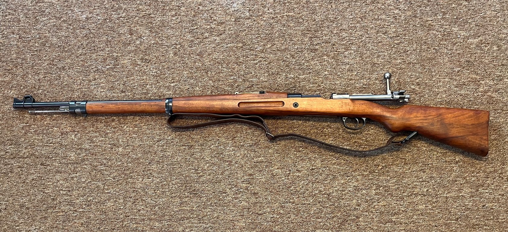 neuwertige Repetierbüchse Brasilien Mauser G 98, Modell 1935 im Kal. 7x57 – Bild 1