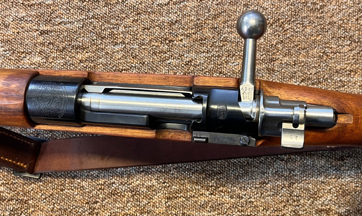 neuwertige Repetierbüchse Brasilien Mauser G 98, Modell 1935 im Kal. 7x57 – Bild 2