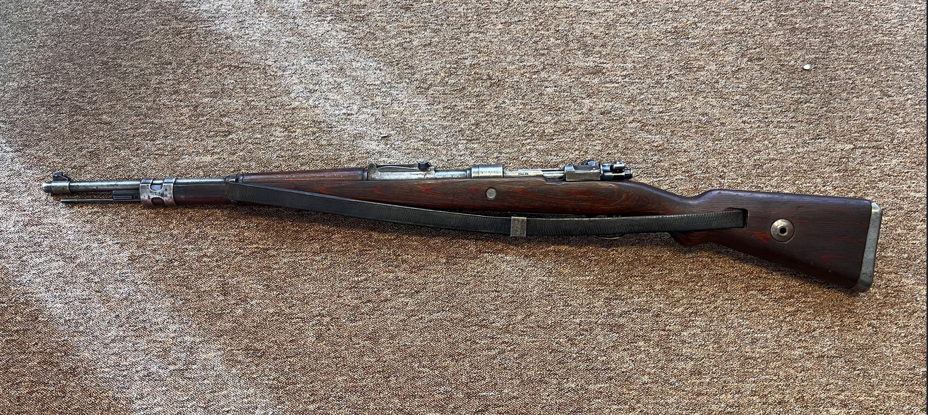 gebrauchte Repetierbüchse K 98, Hersteller dou. 42, nummerngleich ohne Neubeschuß. Top – Bild 1