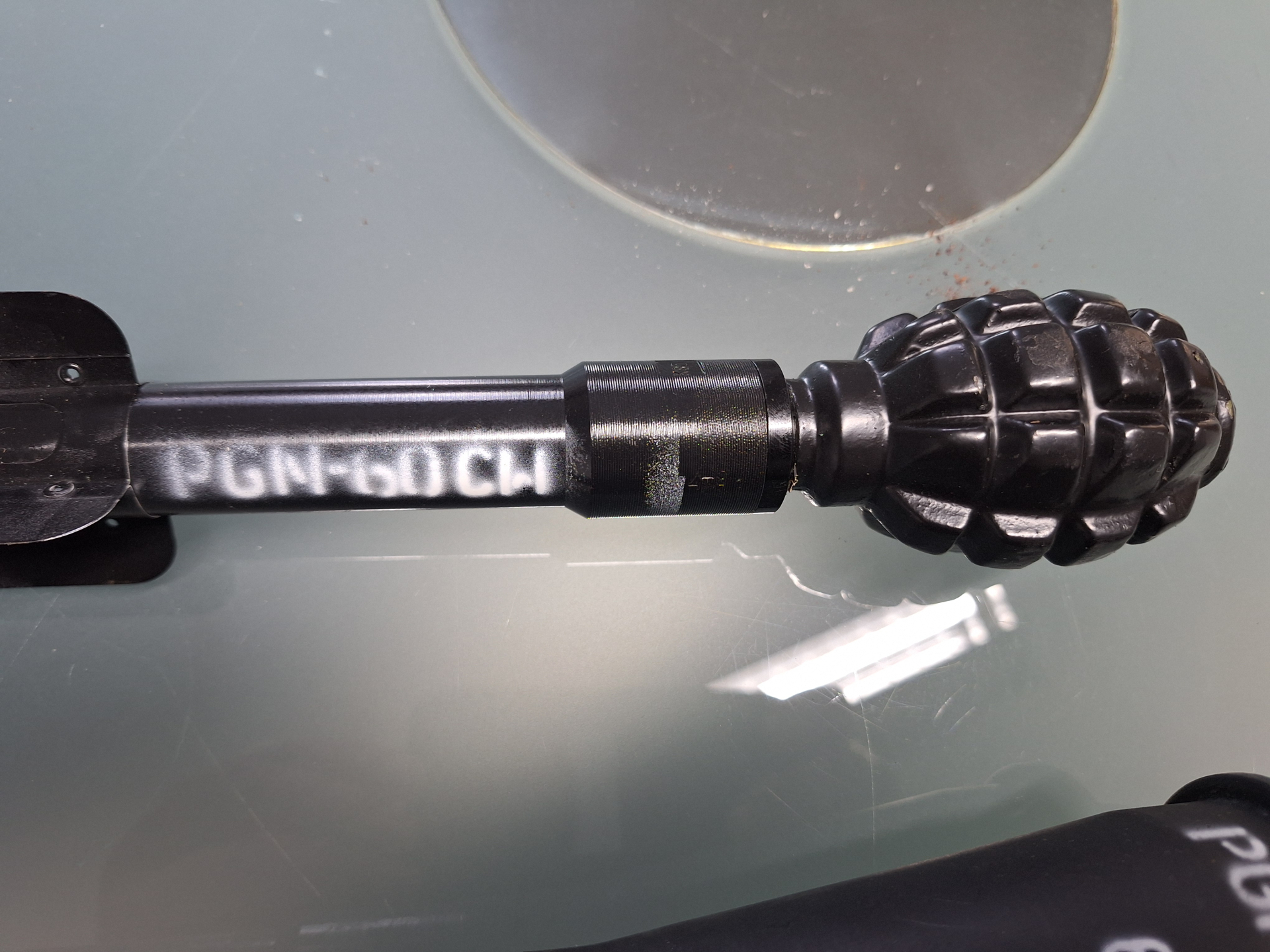 2 Stück Gewehrgranaten AK47 Deko – Bild 2