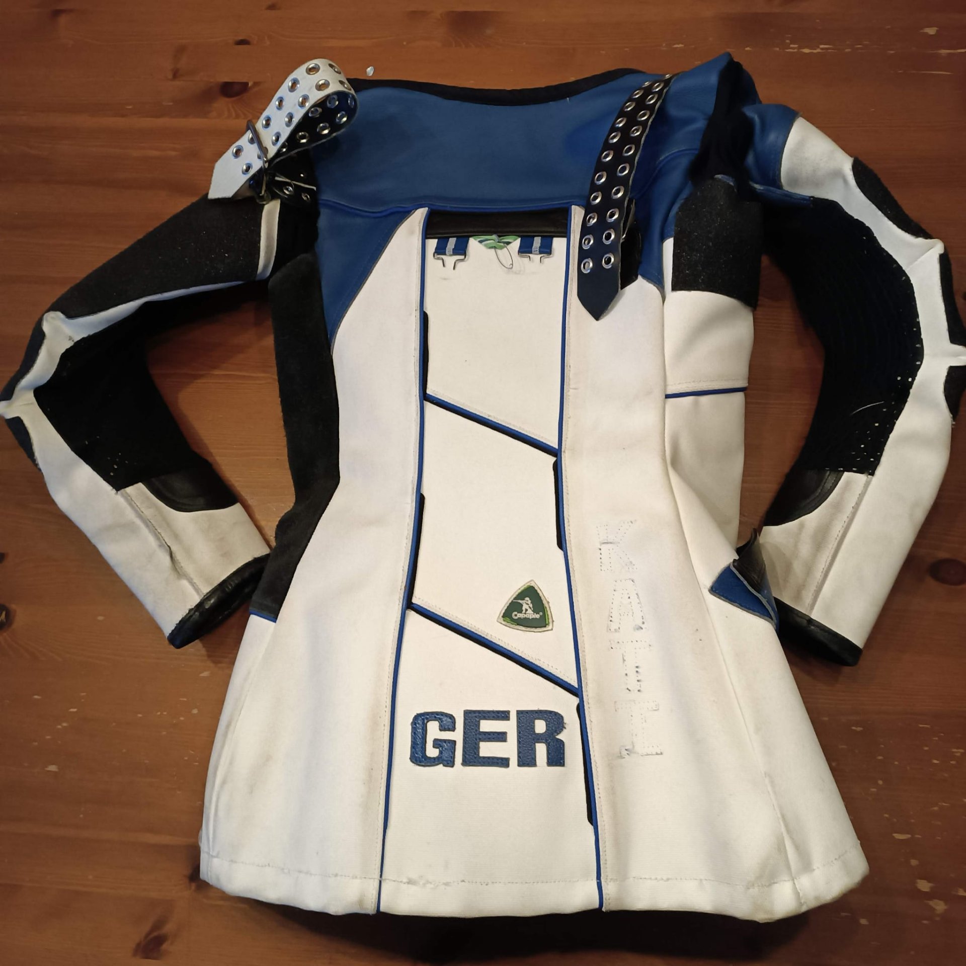 Capapie kompletter Anzug - Jacke und Hose mit Capapietasche -wenig gebraucht- – Bild 2