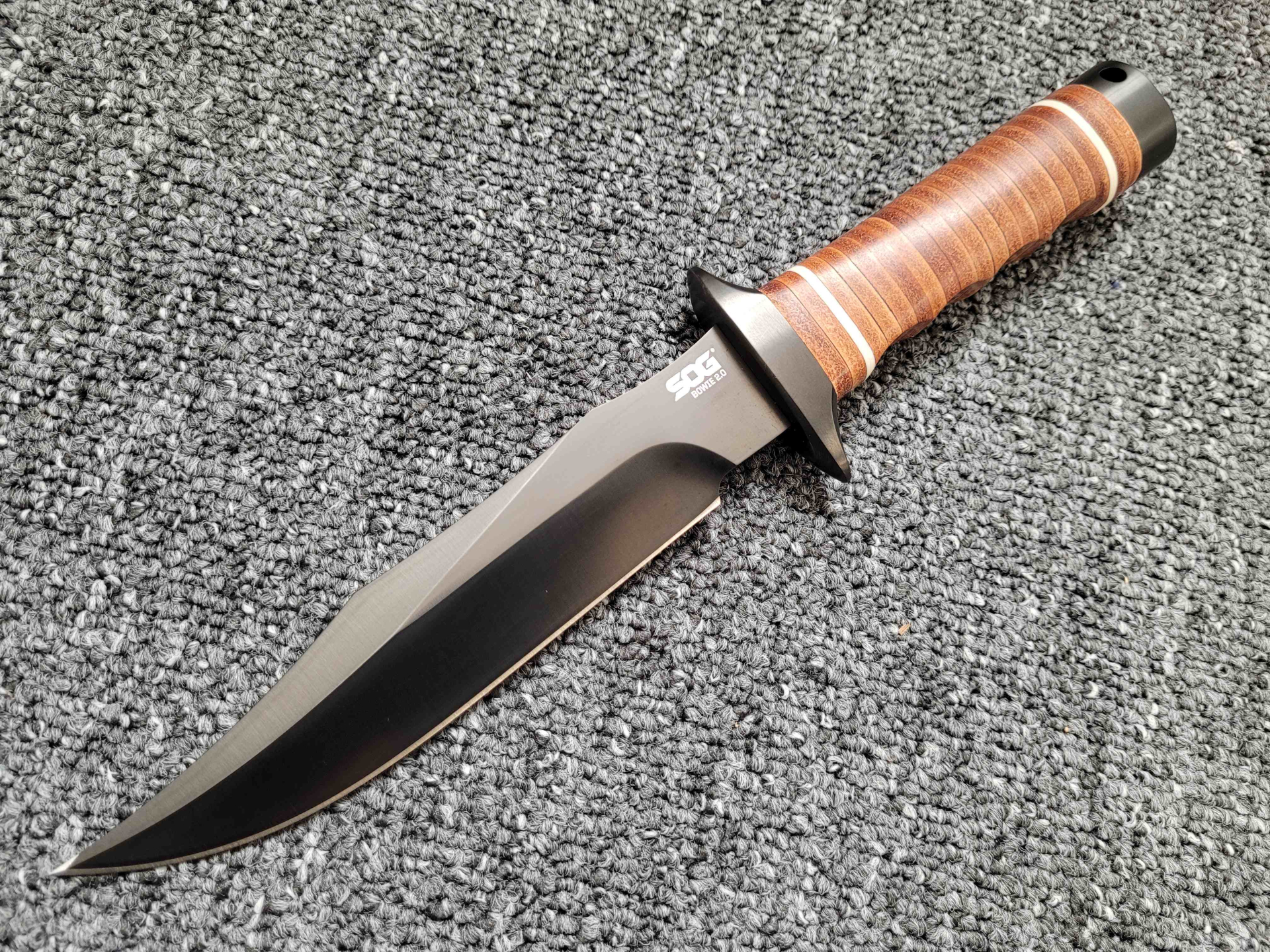 SOG Bowie 2.0 (S1T-L), Messer, neu, Ledergriff/Lederscheide. „Vietnam Bowie“ – Bild 2