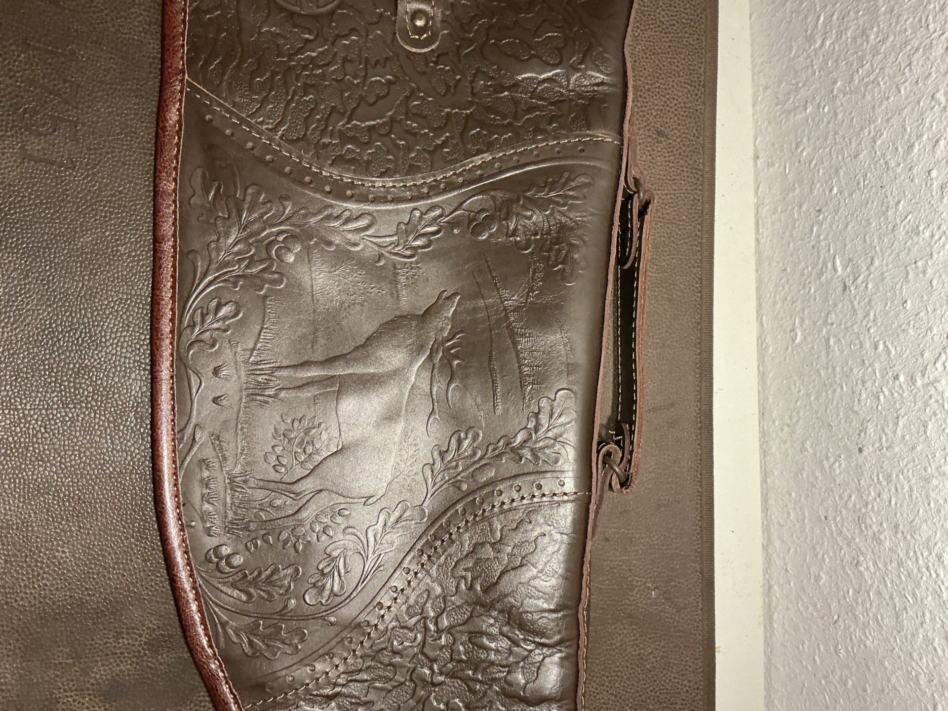 Schinkenfutteral , Jagdtasche,Patronen Gürtel mit Jagdmotiven – Bild 1