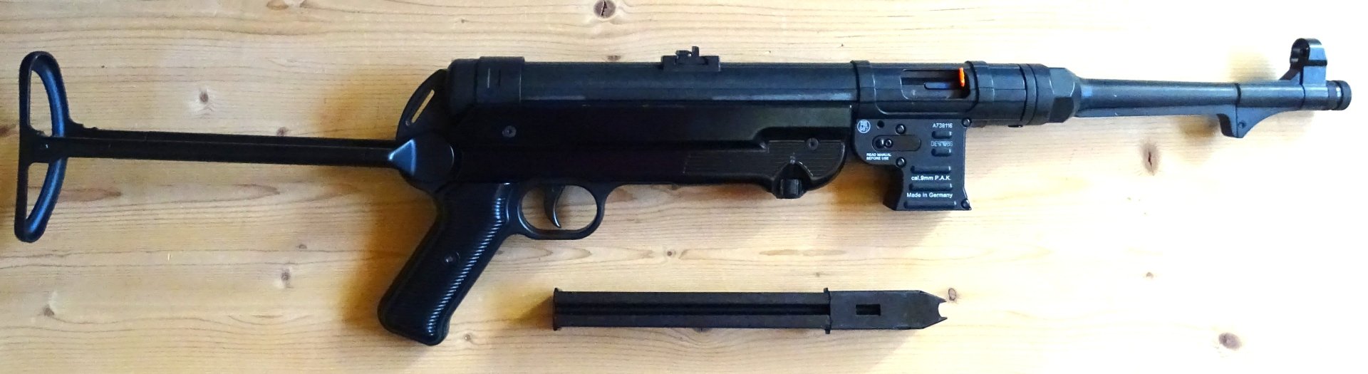 G.S.G Schreckschuss Maschinenpistole 9 mm P.A.K (P18) – Bild 3