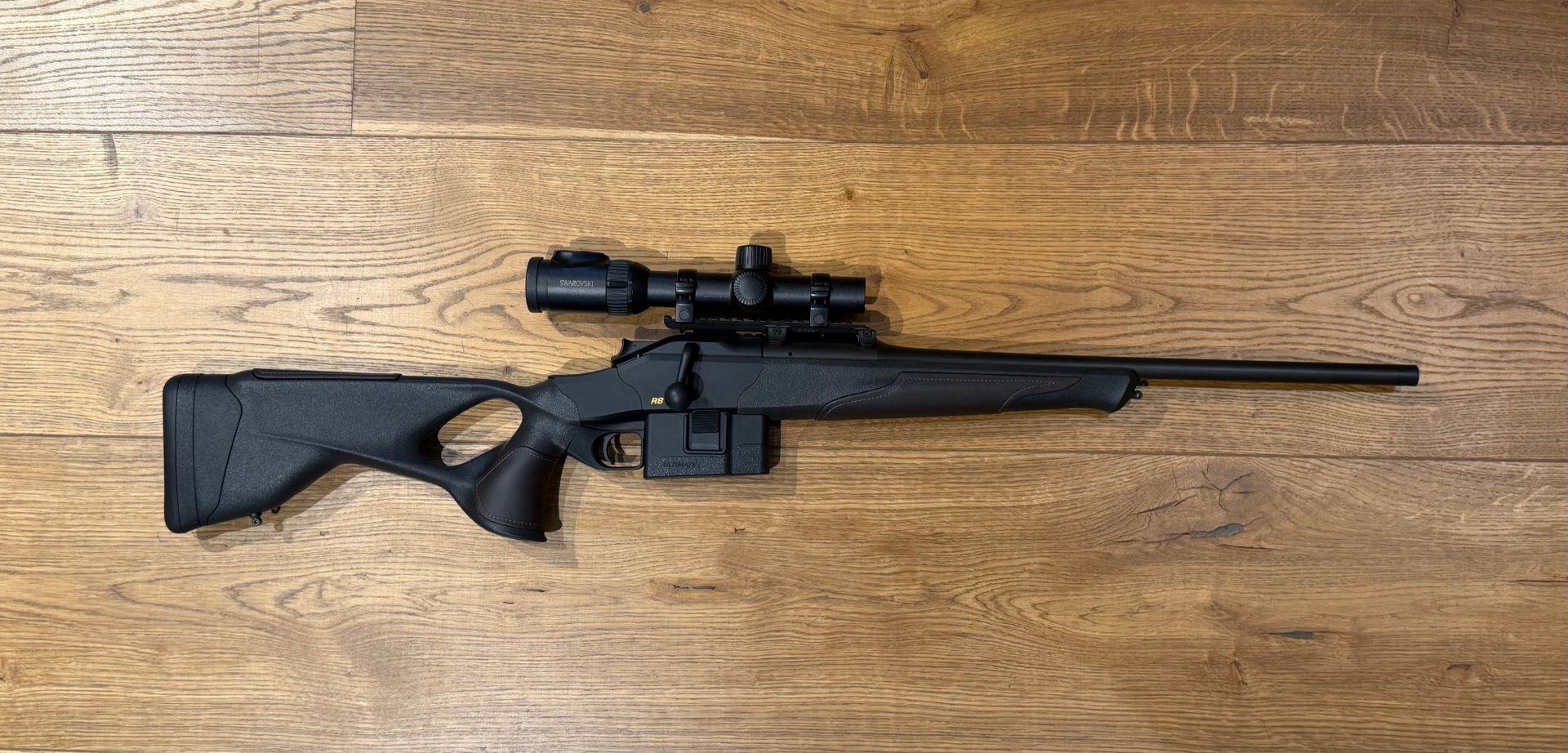 Blaser R8 Ultimate X Leather .308 Win. Komplett-Set mit Swarovski Z8i 0,75-6x20 L – Drückjagdbereit! – Bild 1