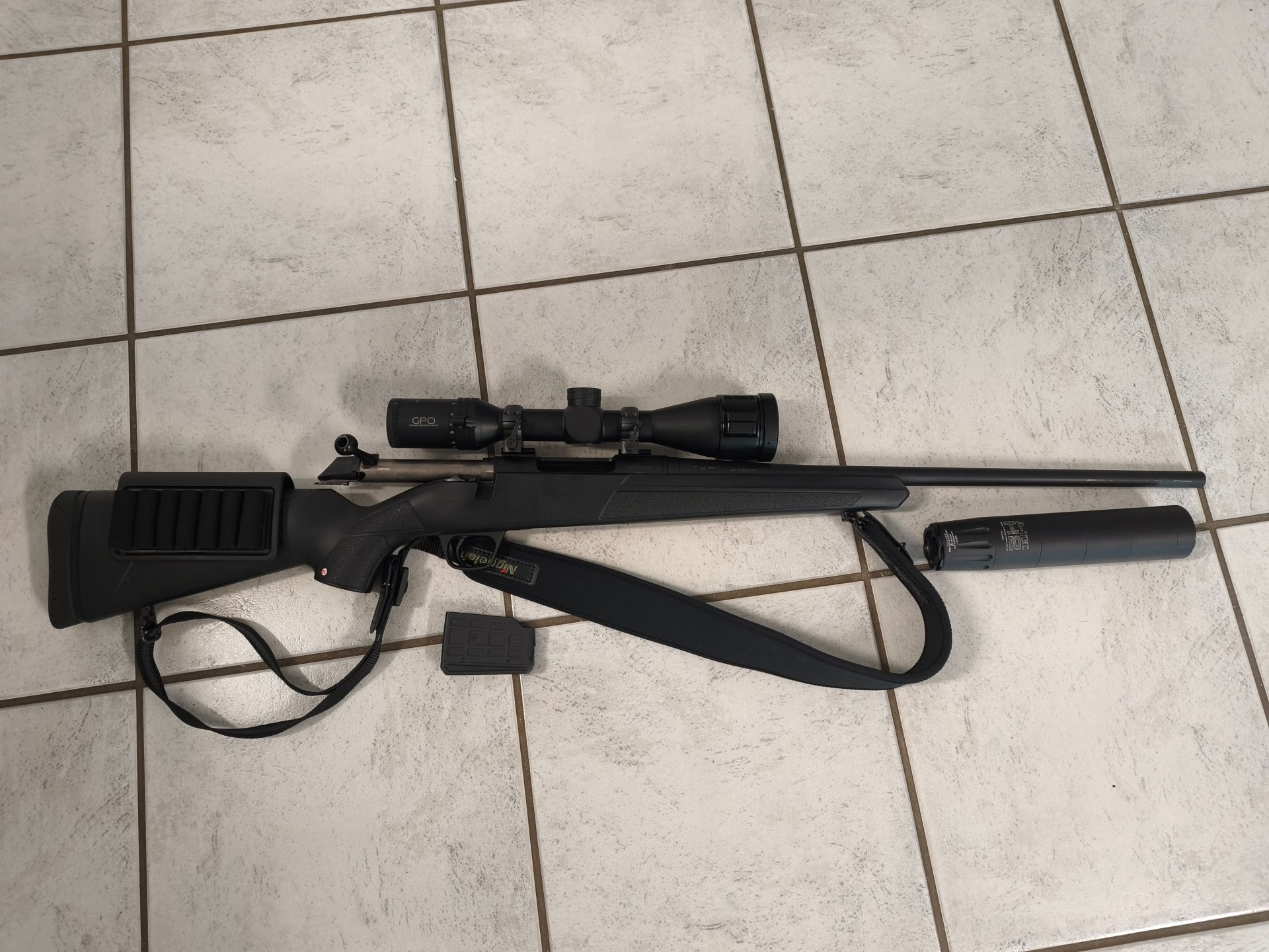 Winchester XPR Kal. .308 Win. komplettpaket mit Schalldämpfer, Optik & Zubehör – Bild 1