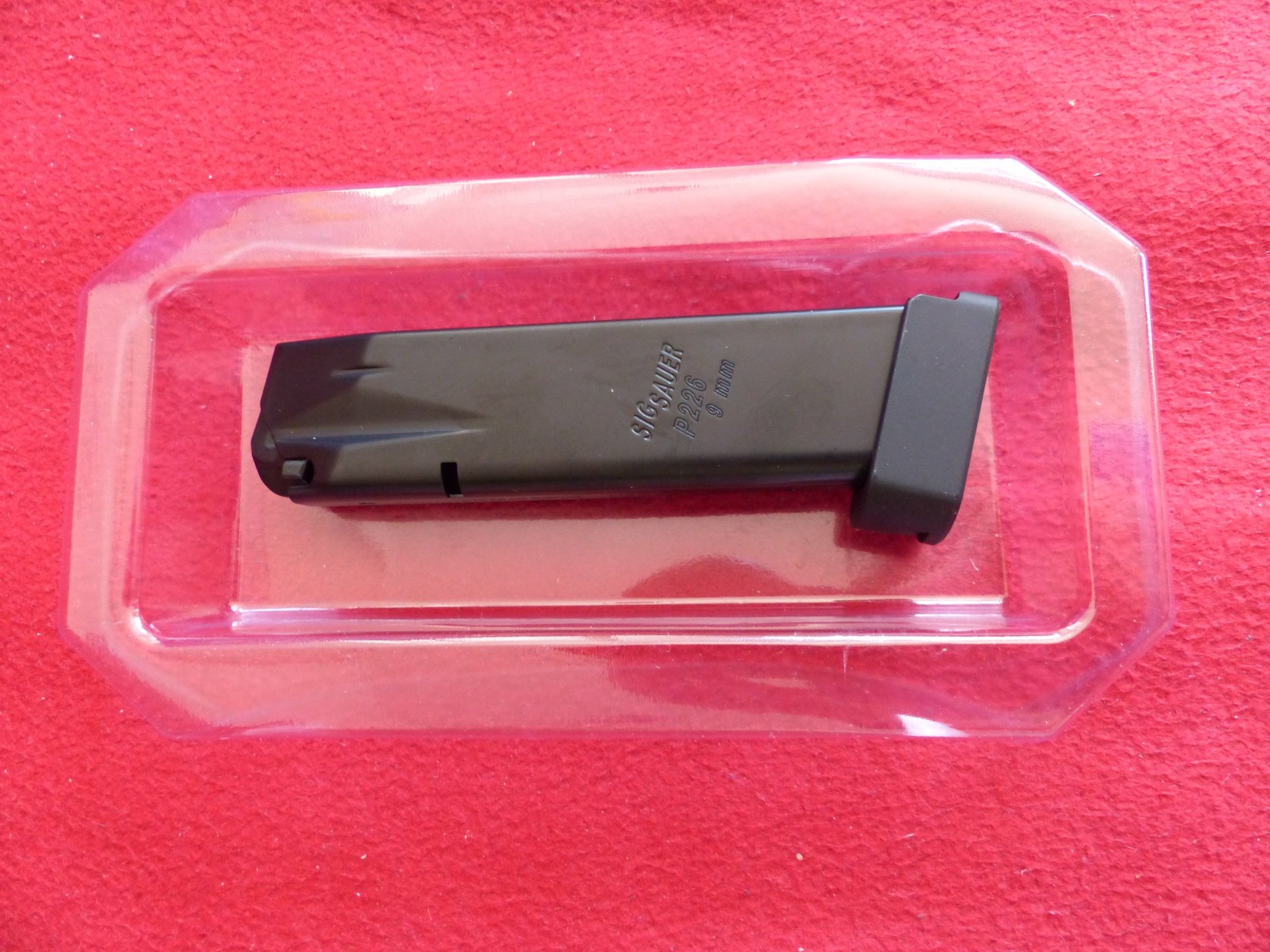 SIg SAUER P226 Magazin mit Aluminium Boden +X Kennzeichnung – Bild 1
