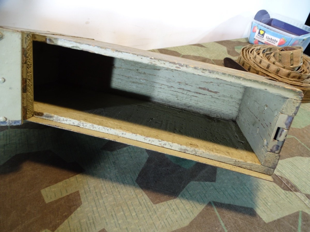 Holz Patronenkasten / Gurtkasten MG Schwarzlose mit Gurt, 1./2. Weltkrieg. – Bild 5