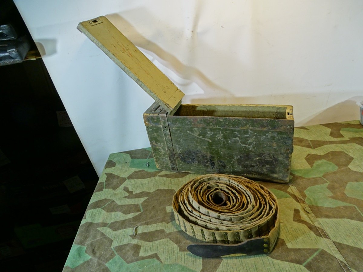 Holz Patronenkasten / Gurtkasten MG Schwarzlose mit Gurt, 1./2. Weltkrieg. – Bild 1
