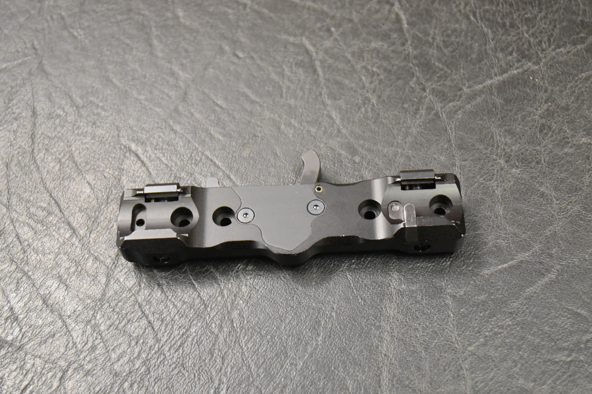 Henneberg Swift Schnellspannmontage für Sauer 404 ZM-Schiene – Bild 1
