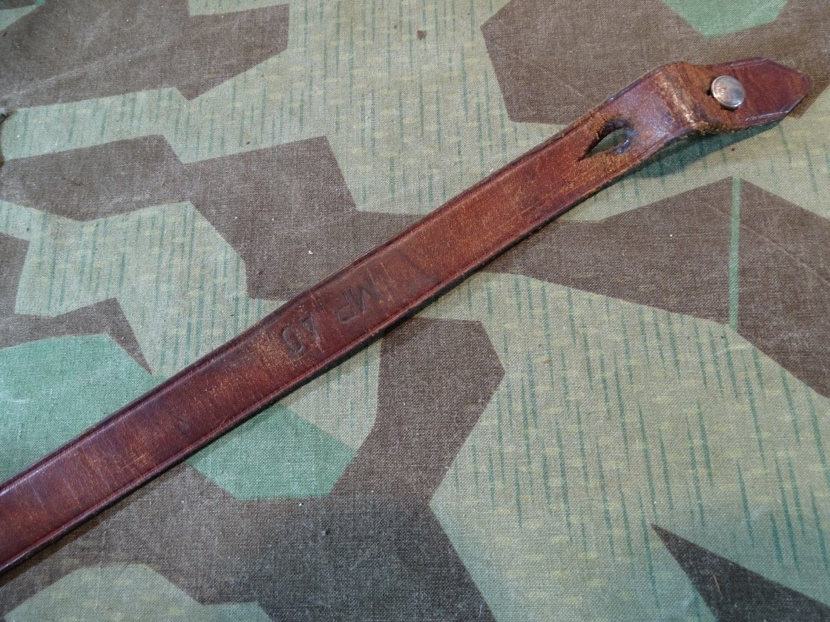 Seltener MP 40 Trageriemen, 2. Weltkrieg, Braun.- meist Luftwaffe und Kriegsmarine, TOP Erhalten – Bild 2