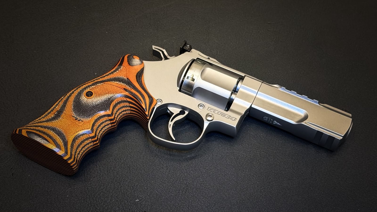 Club 30 RL Range 4.0 .357 Mag | LPA | Orange Nill | Neu | Revolver – Bild 4