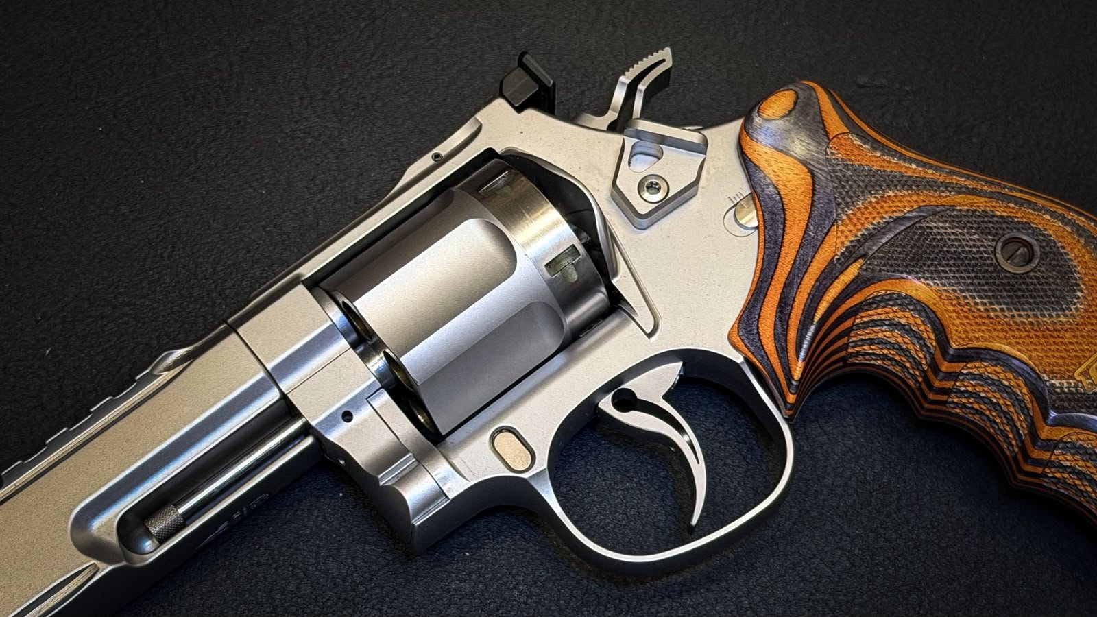 Club 30 RL Range 4.0 .357 Mag | LPA | Orange Nill | Neu | Revolver – Bild 6
