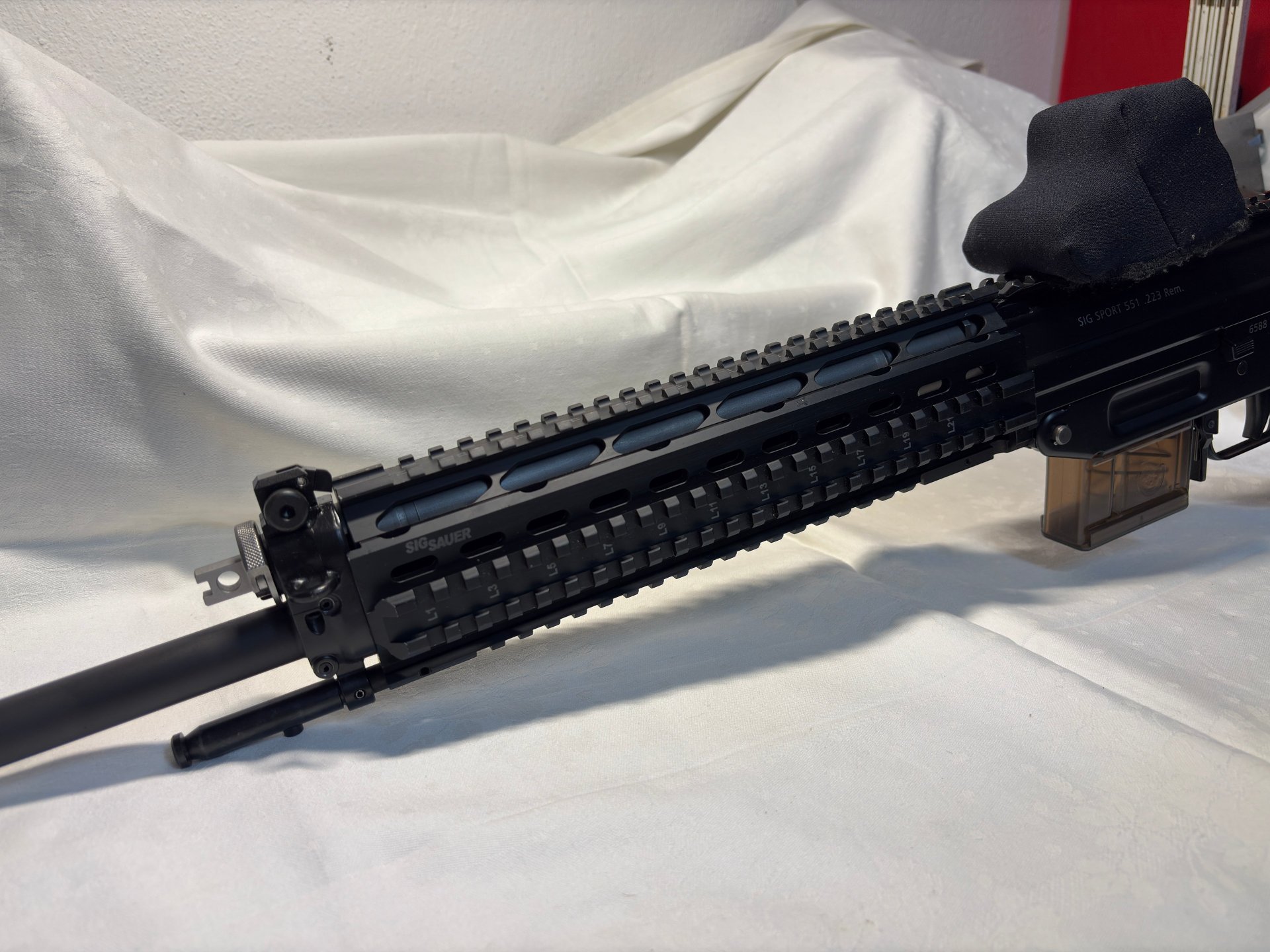 Taktischer Handschutz SIG551 Quadrail Picatinny – Bild 1