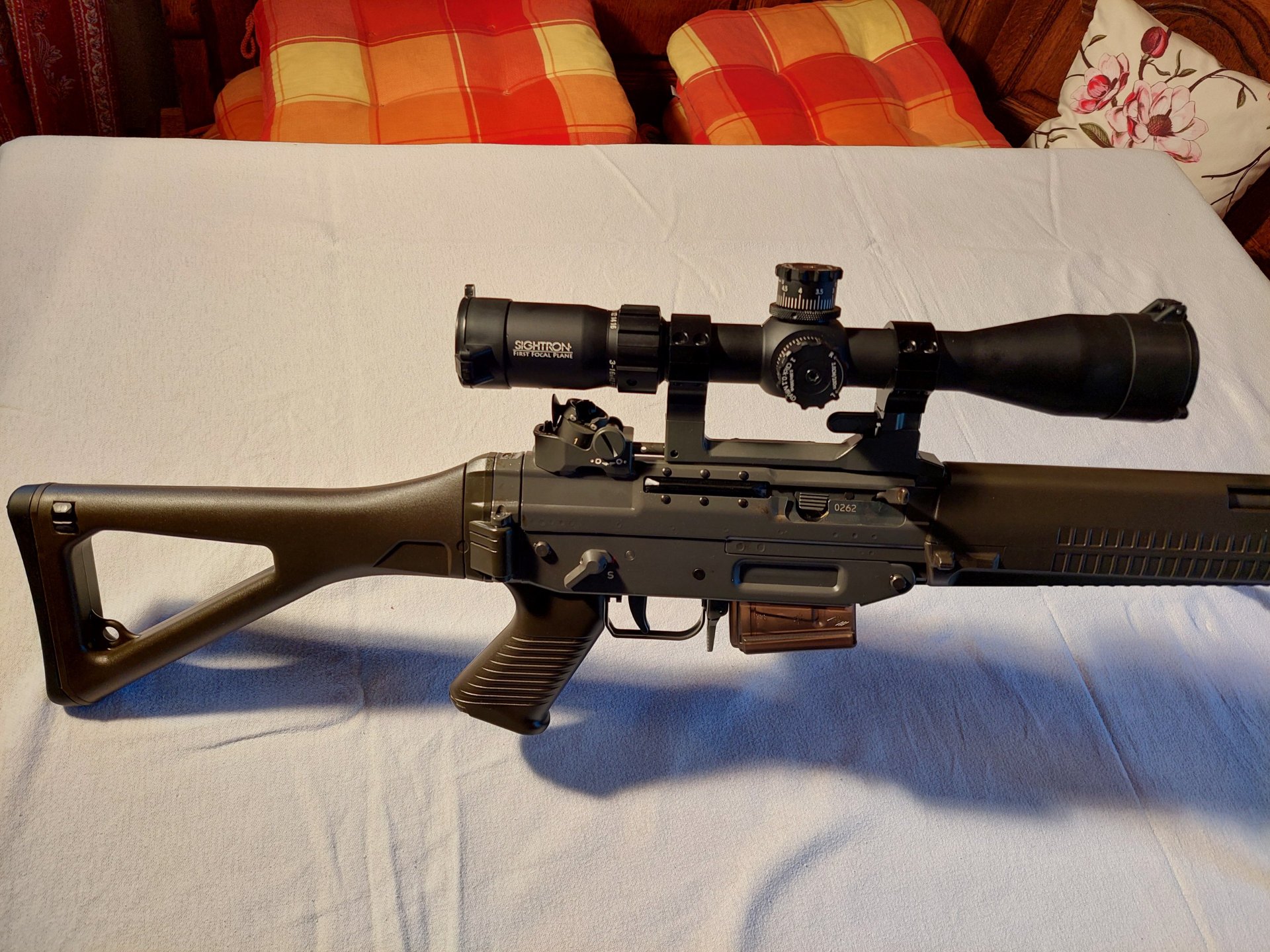 SL-Gewehr SG550 Zivil (STG) .223REM. – Bild 2