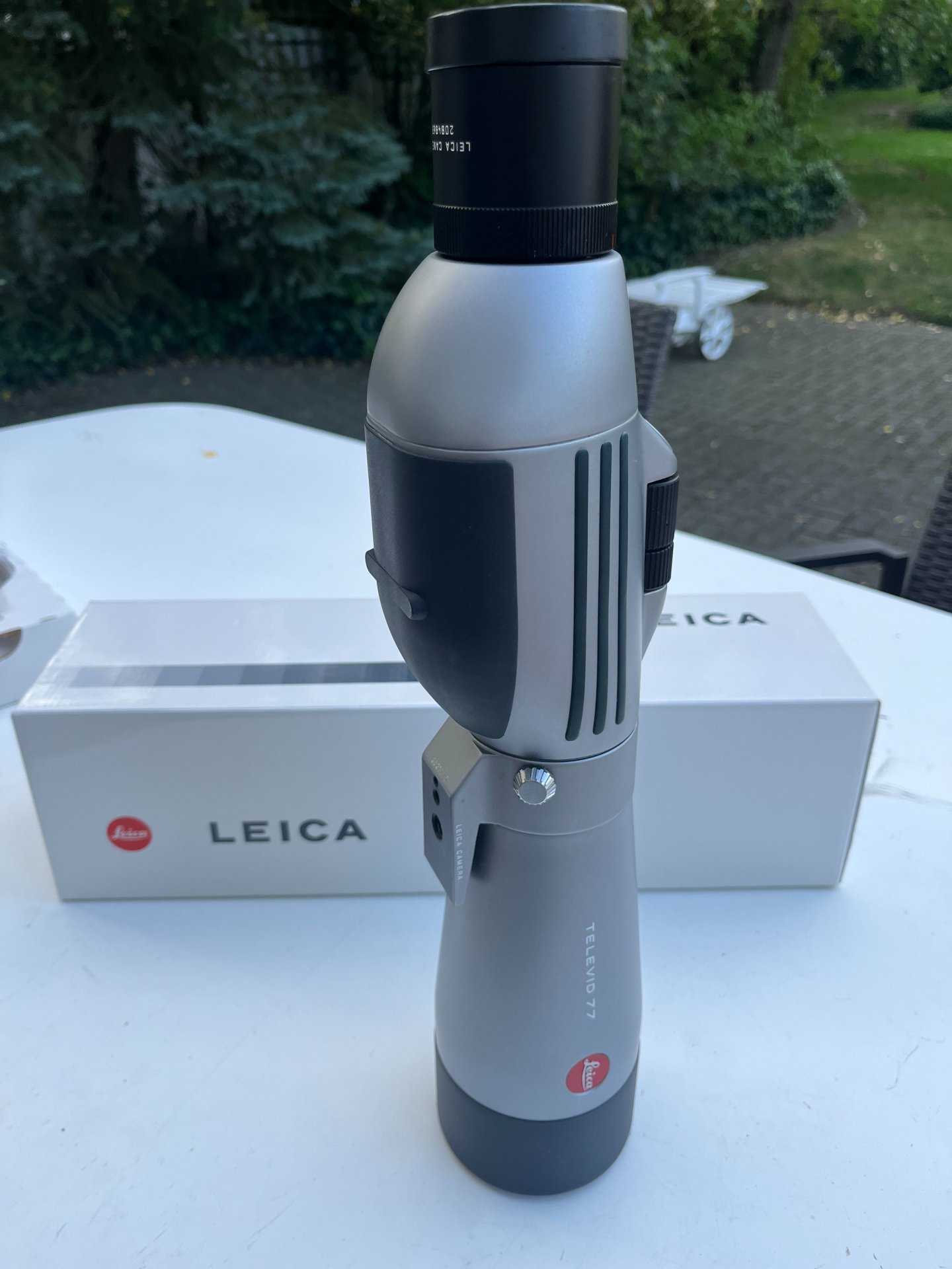 Leica Spektiv Televid 77 Geradeauseinblick mit Okular B32xWW, neuwertig mit Umkarton – Bild 3