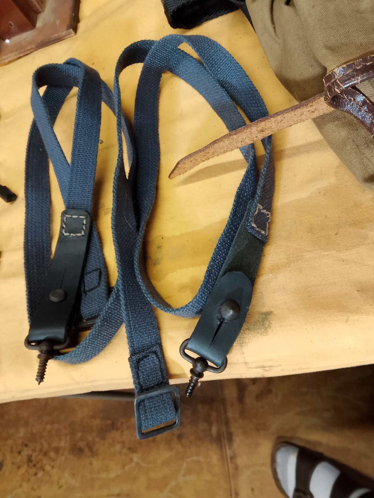 3 Gewehrtaschen,2x klein,1x gross u.2 Gurte neu für Repetierer Haenel – Bild 2