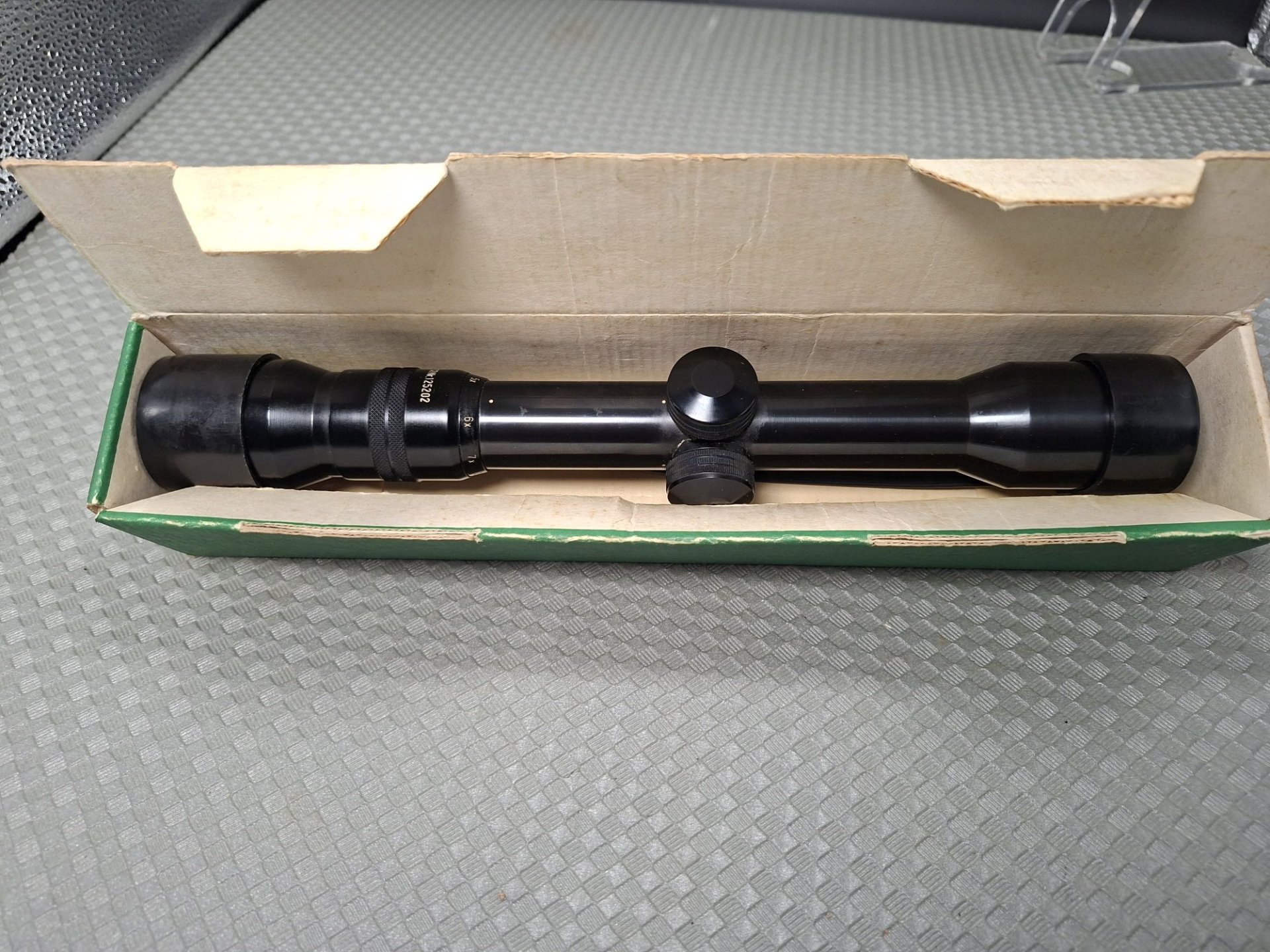>> Zielfernrohr Kahles Helia Super 27 S2 2,3-7x36, Absehen 4, Neuzustand nie montiert !! << – Bild 1