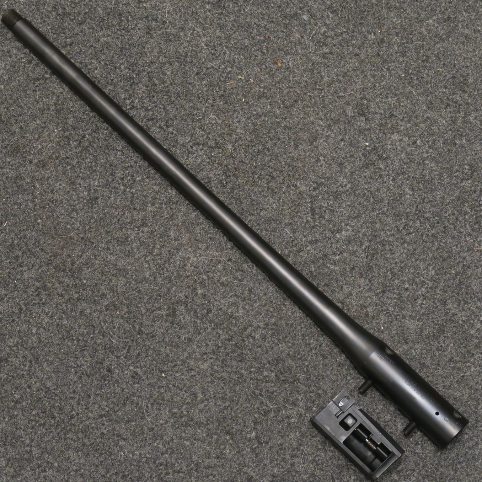 BLASER R8 8x57IS WECHSELLAUF mit M15x1 GEWINDE in 52cm KURZAUSFÜHRUNG – Bild 1