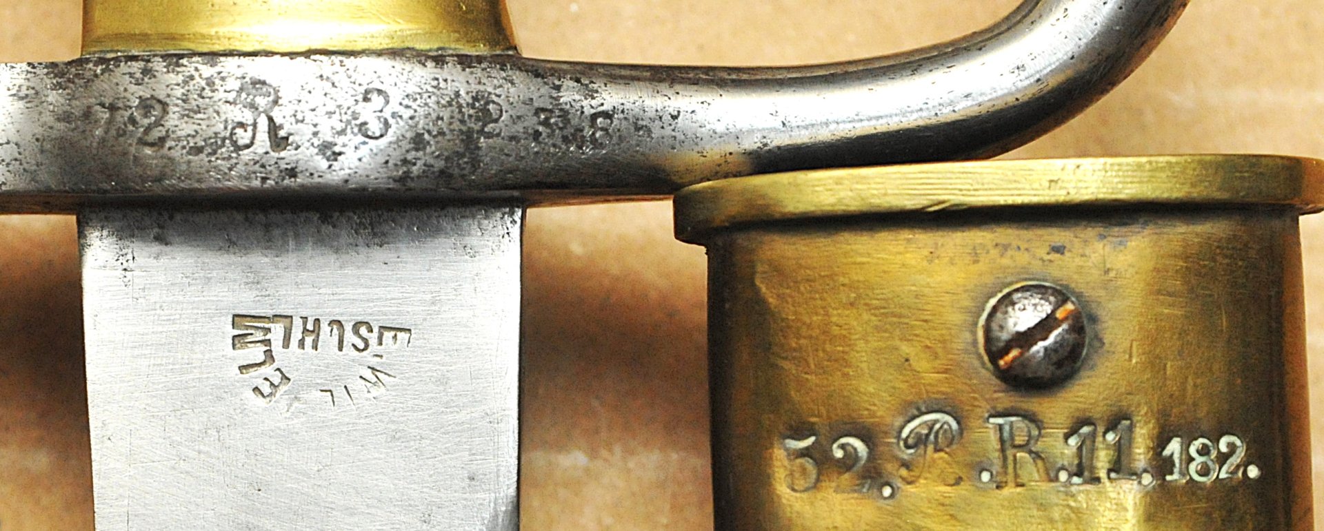 IS 71 mit Sägerücken – Bild 3