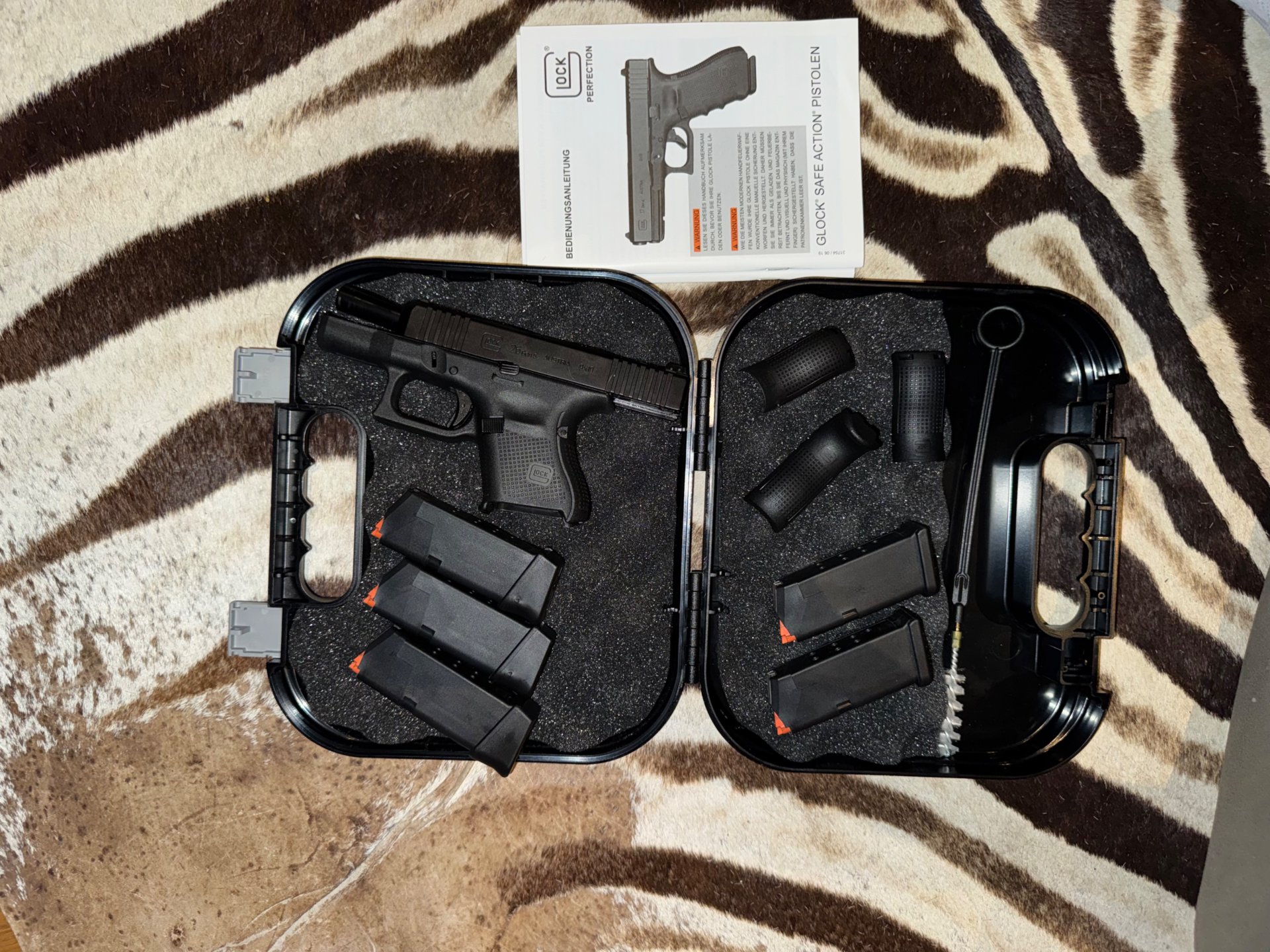 Glock 26 Gen5 9mm (9x19) – ungeschossen – 5 Magazine – OVP – Bild 2