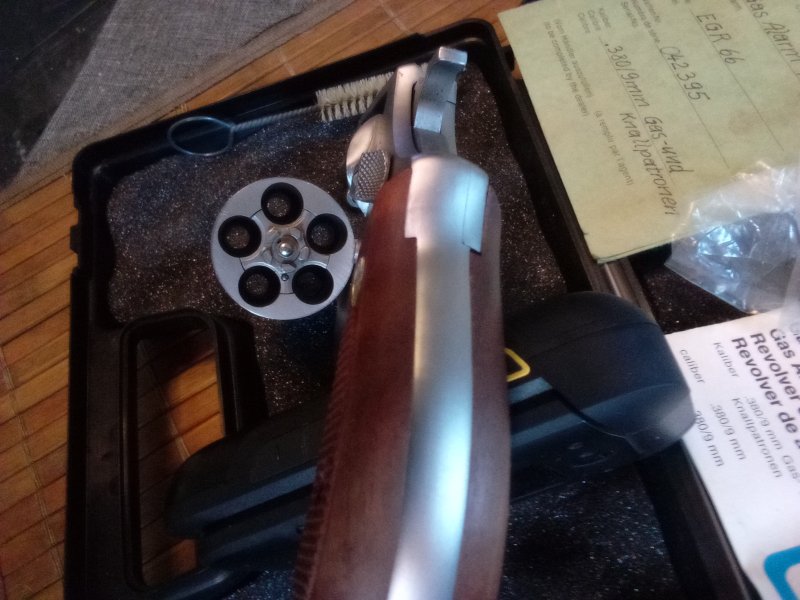 ERMA EGR 66X Gasrevolver 9mm – Bild 4