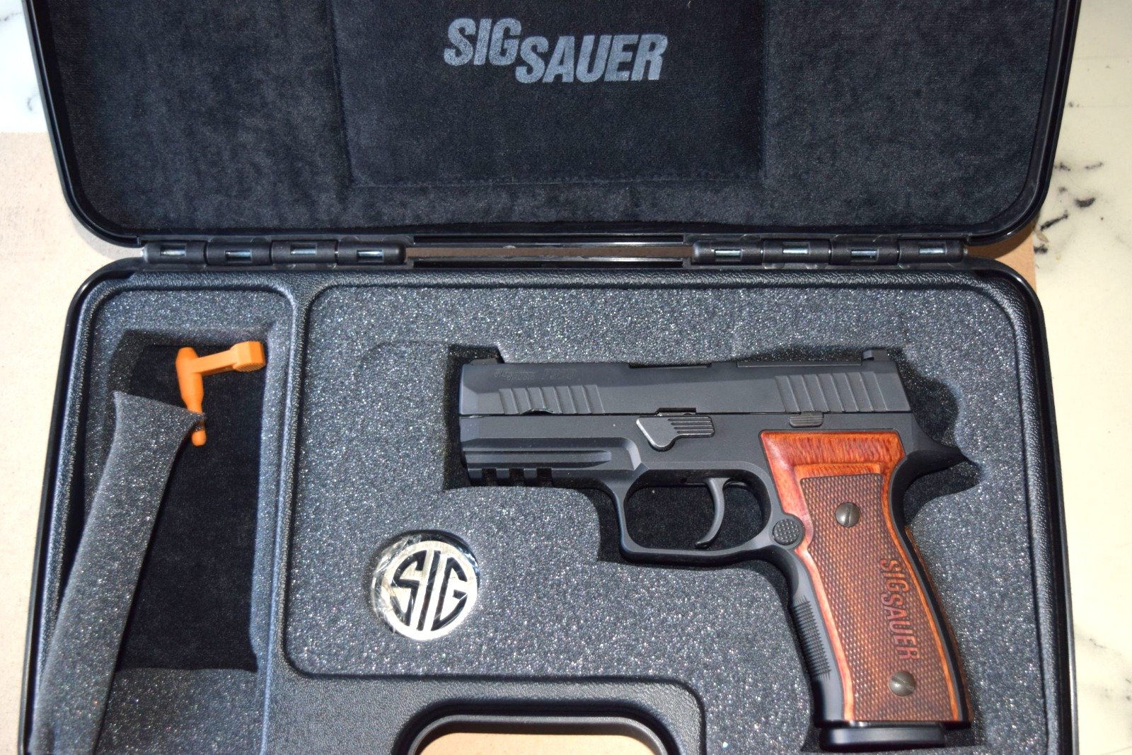 SIG Sauer P 320 Custom Works 9 mm Luger – Bild 1