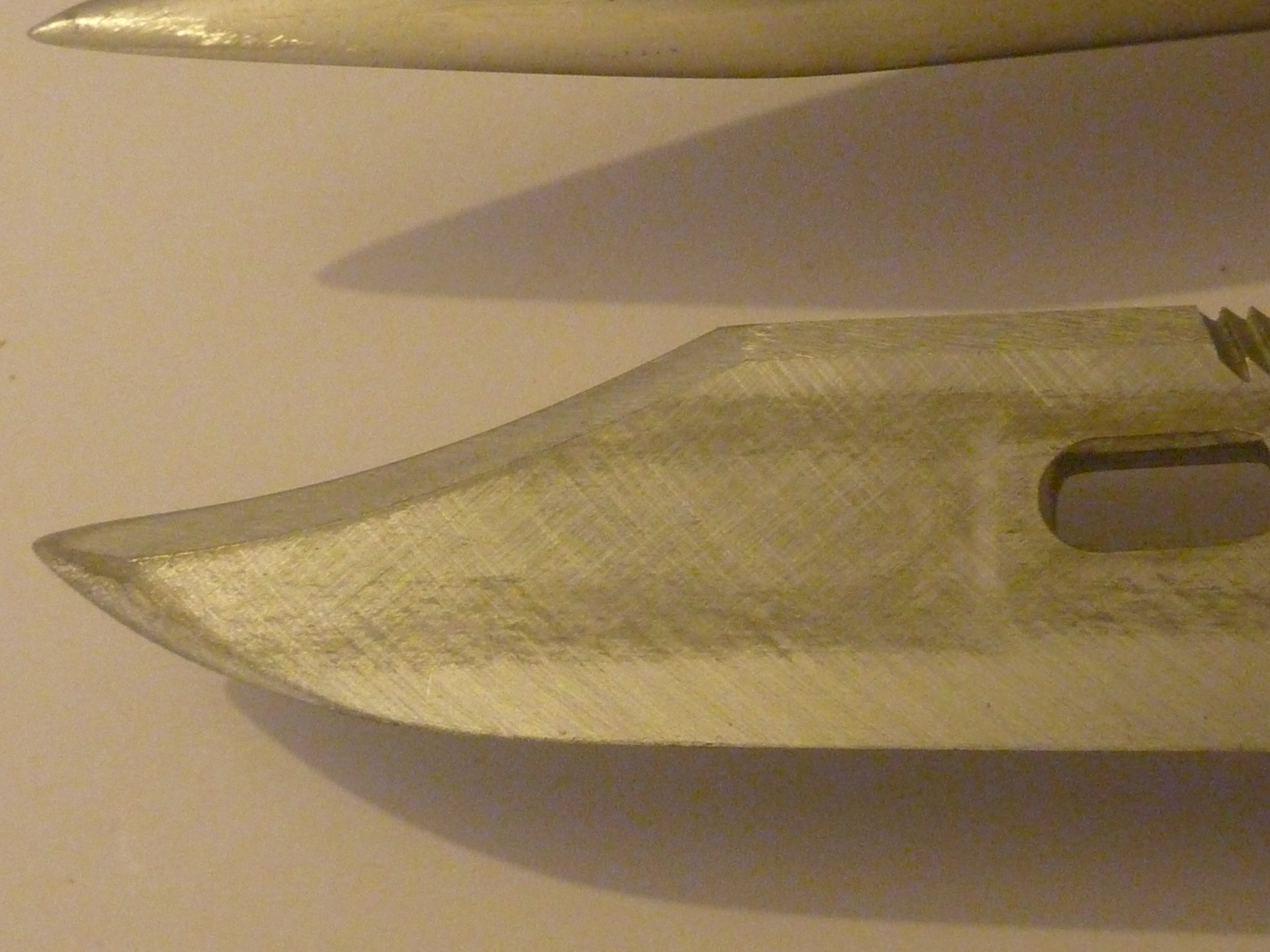 Bajonett AK 47 und ein unbekannter Dolch ohne Scheide – Bild 4