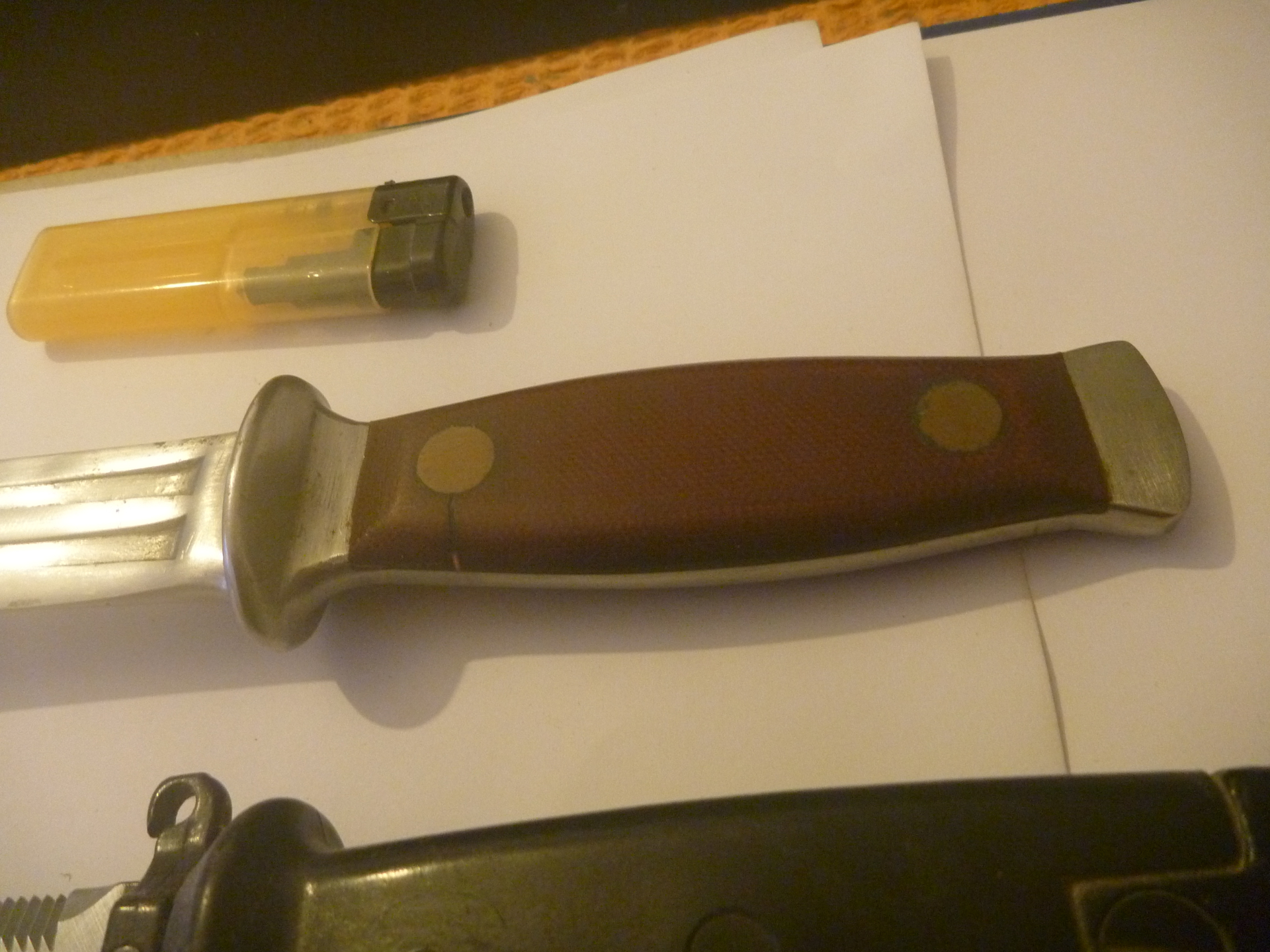 Bajonett AK 47 und ein unbekannter Dolch ohne Scheide – Bild 6