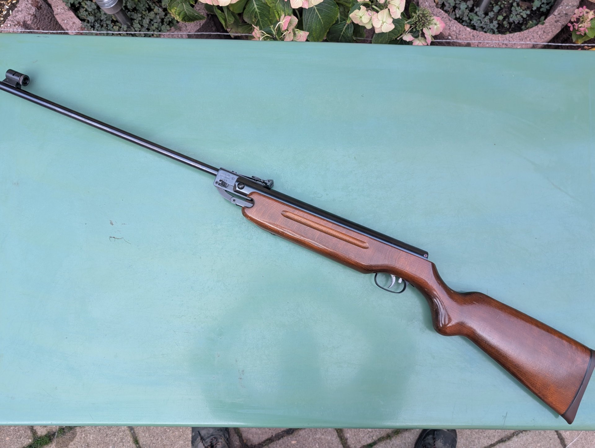 Weihrauch HW 35 cal .177 4,5mm F im Fünfeck top – Bild 1