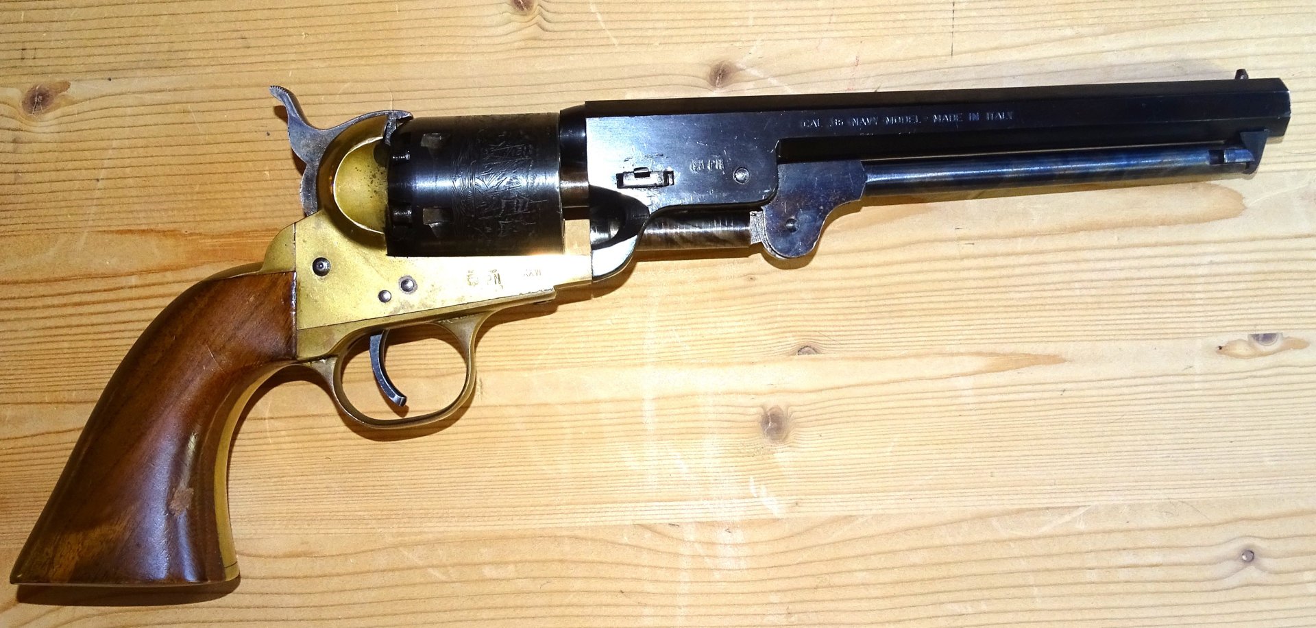 Vorderlader-Perkusions Revolver Navy Arms Kal: .36(BlackPowder) – Bild 1
