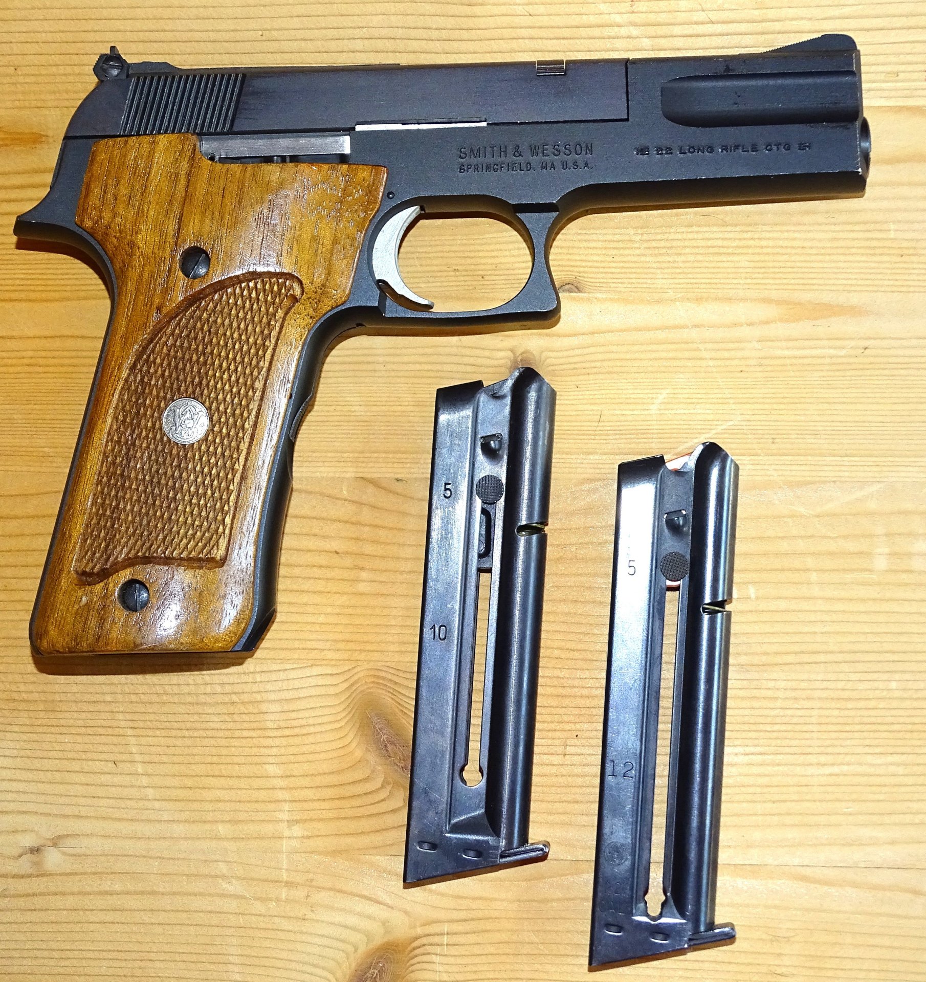 Pistole Smith&Wesson Mod. 422 Kaliber: .22lr – Bild 1