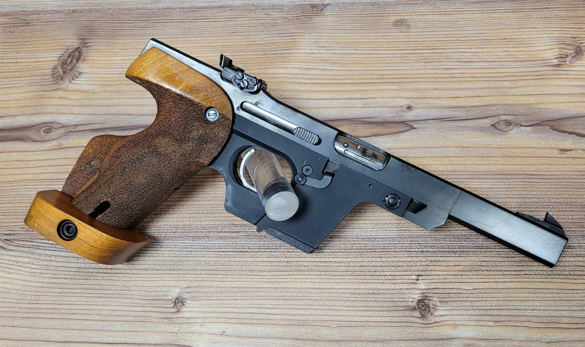 Walther GSP .22lr - Formgriff – Bild 2