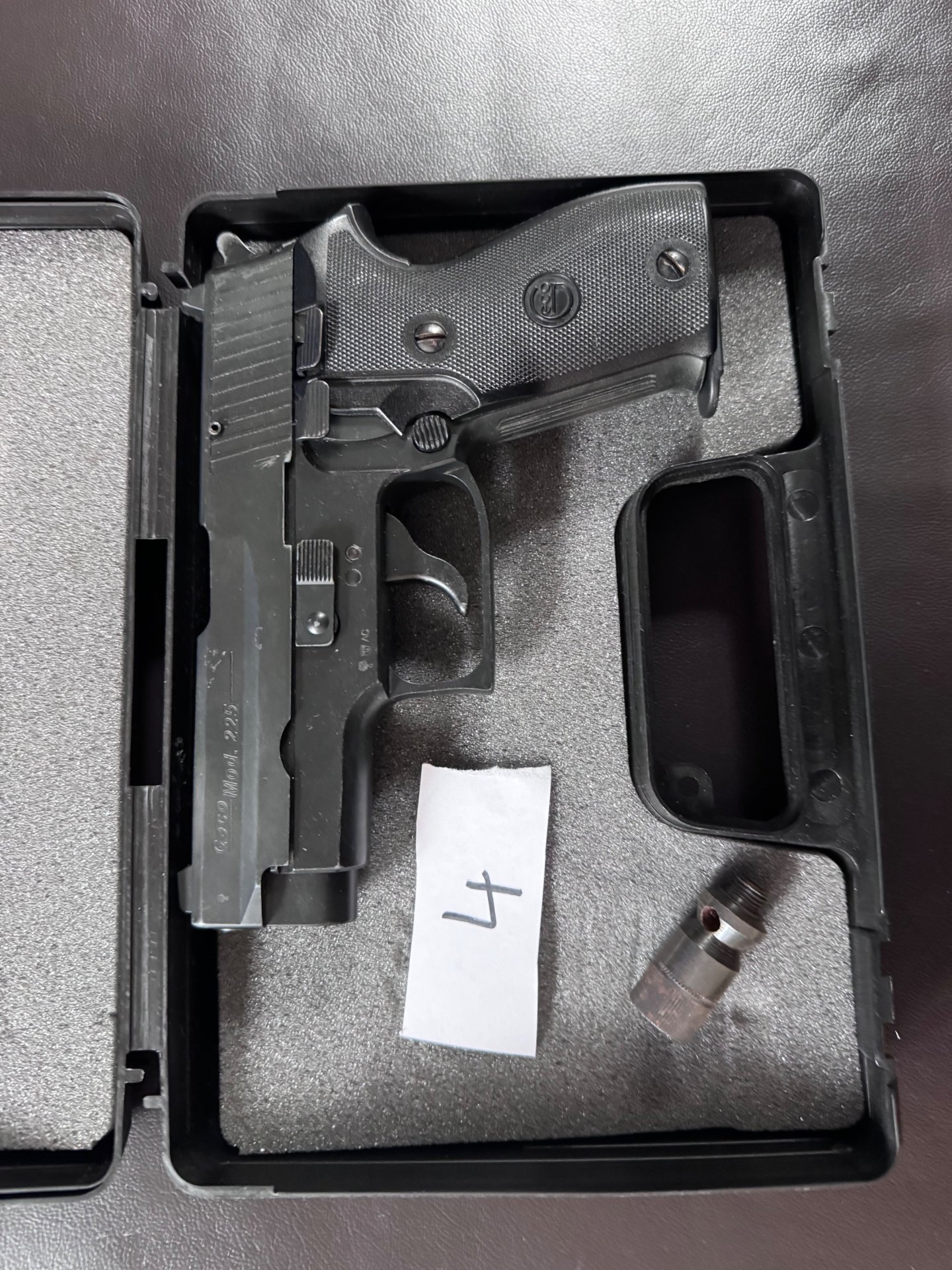 Geco P225 Schwarz von Dynamit Nobel 9mm pak Gaspistole – Bild 1