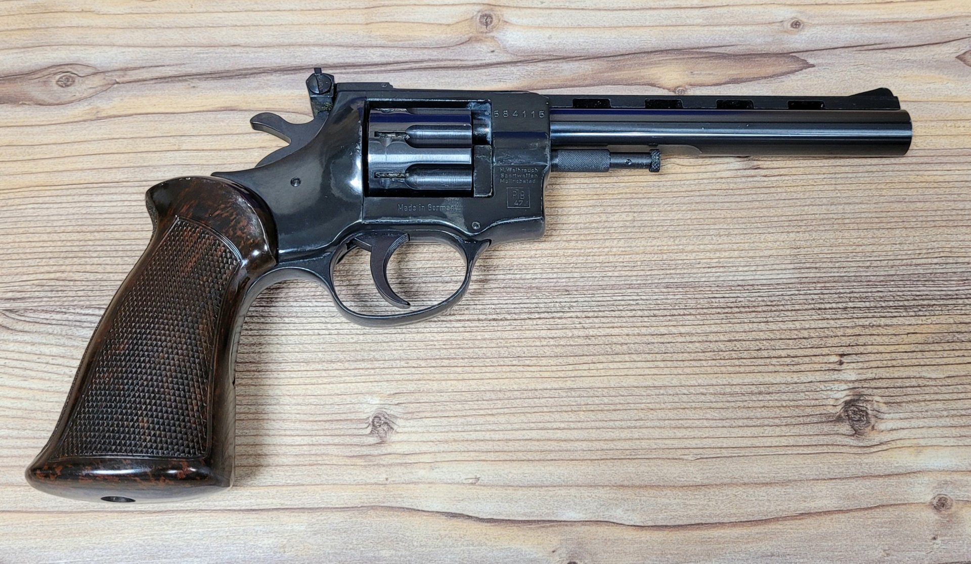 Revolver Arminius HW 4 Kaliber 4mmLang Kugel Nr. 7 - Arminius HW4 – Bild 2