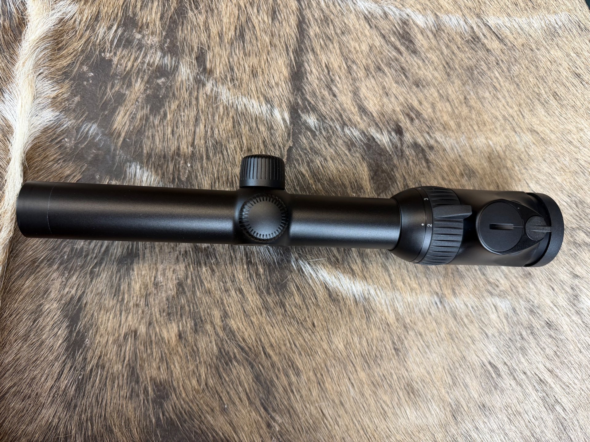 Swarovski Z6i 1-6x24 II Schiene Abs. 4-I inkl. Blaser Montage Gebrauchtware von WAFFEN FLÜHR ANSBACH – Bild 3