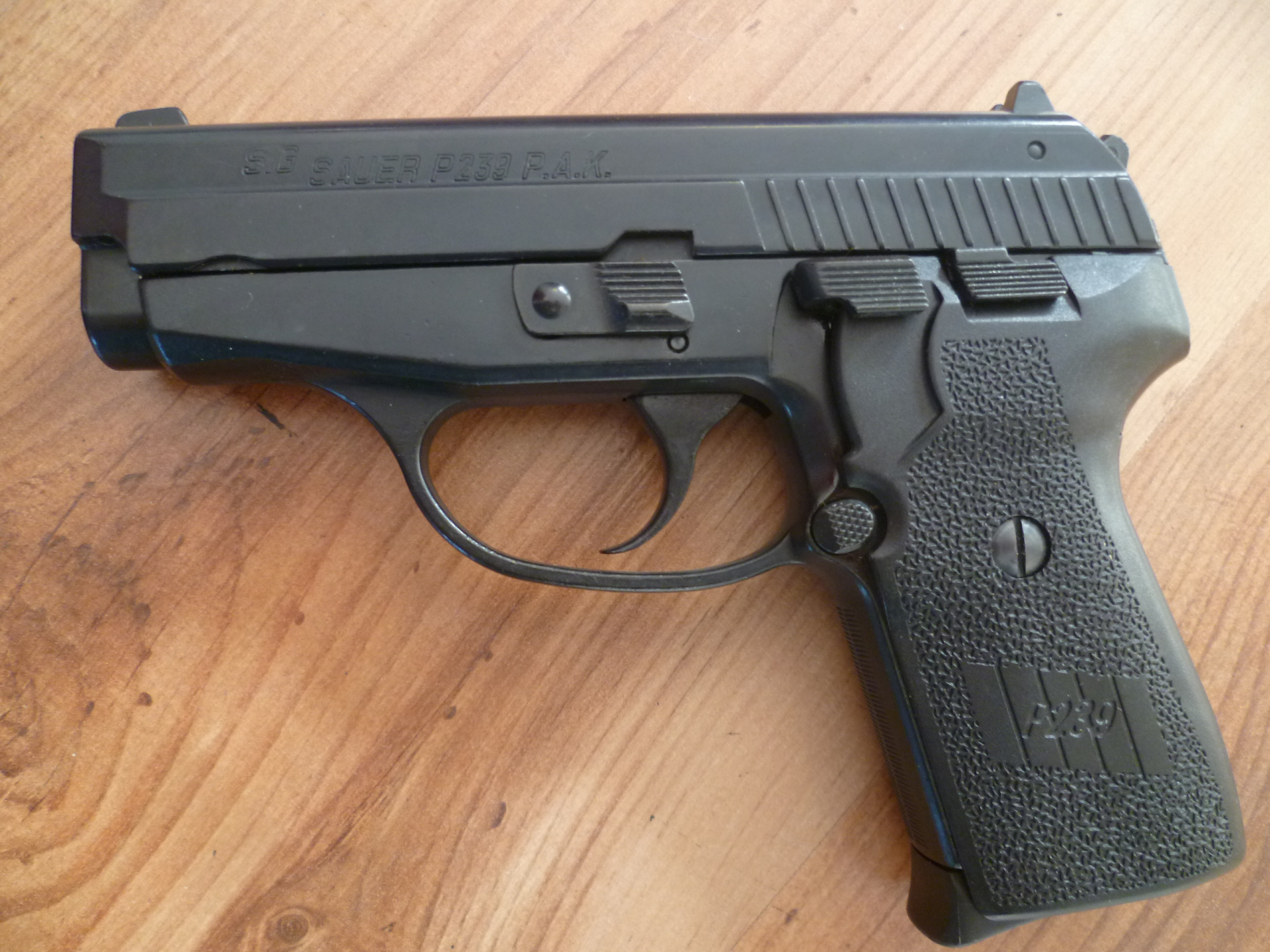 SRS SIG Sauer P239 - 9 mm PAK – Bild 2