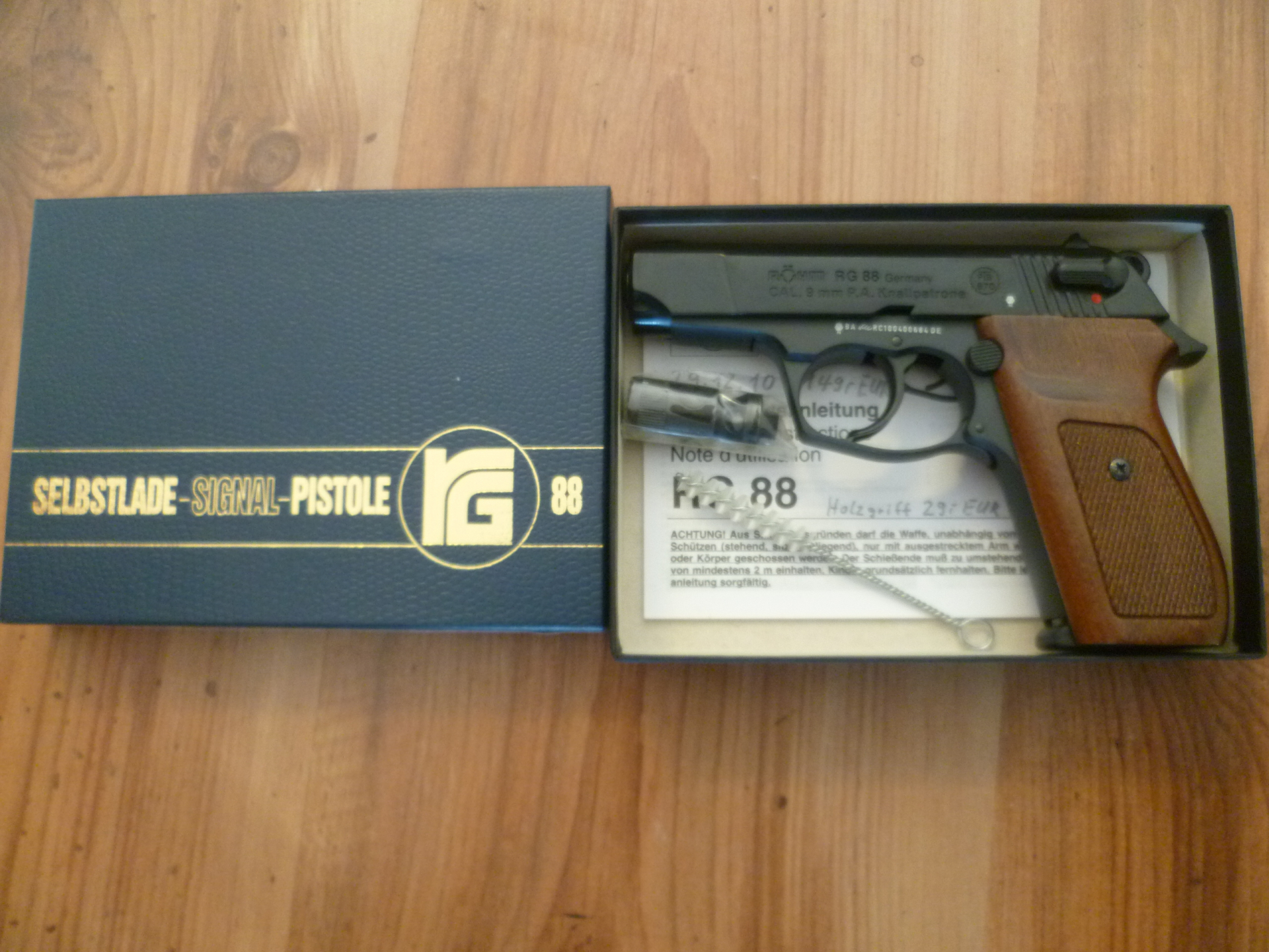 SRS Röhm RG 88 - 9 mm PAK – Bild 1
