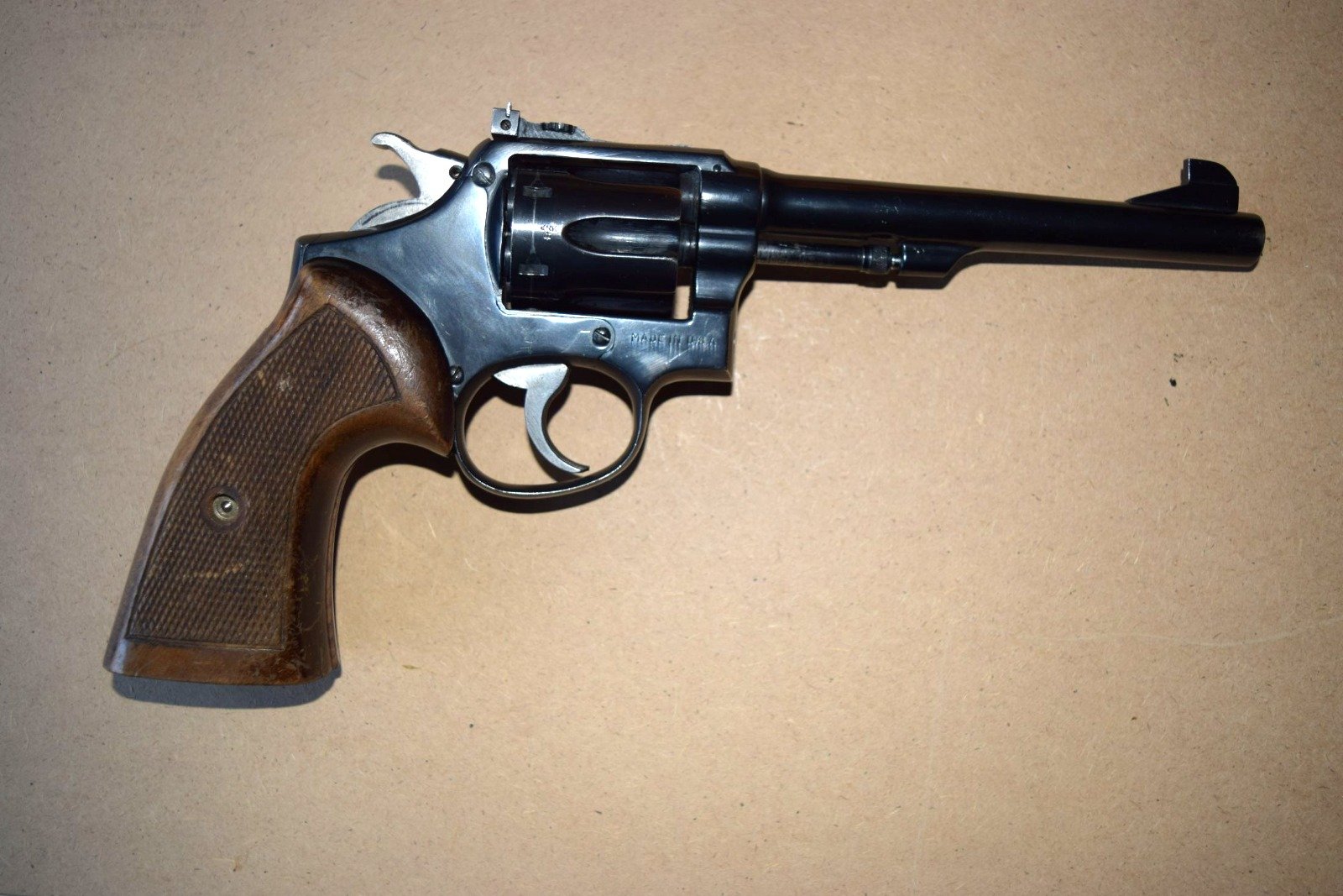 Smith & Wesson Military & Police 22 lr – Bild 2