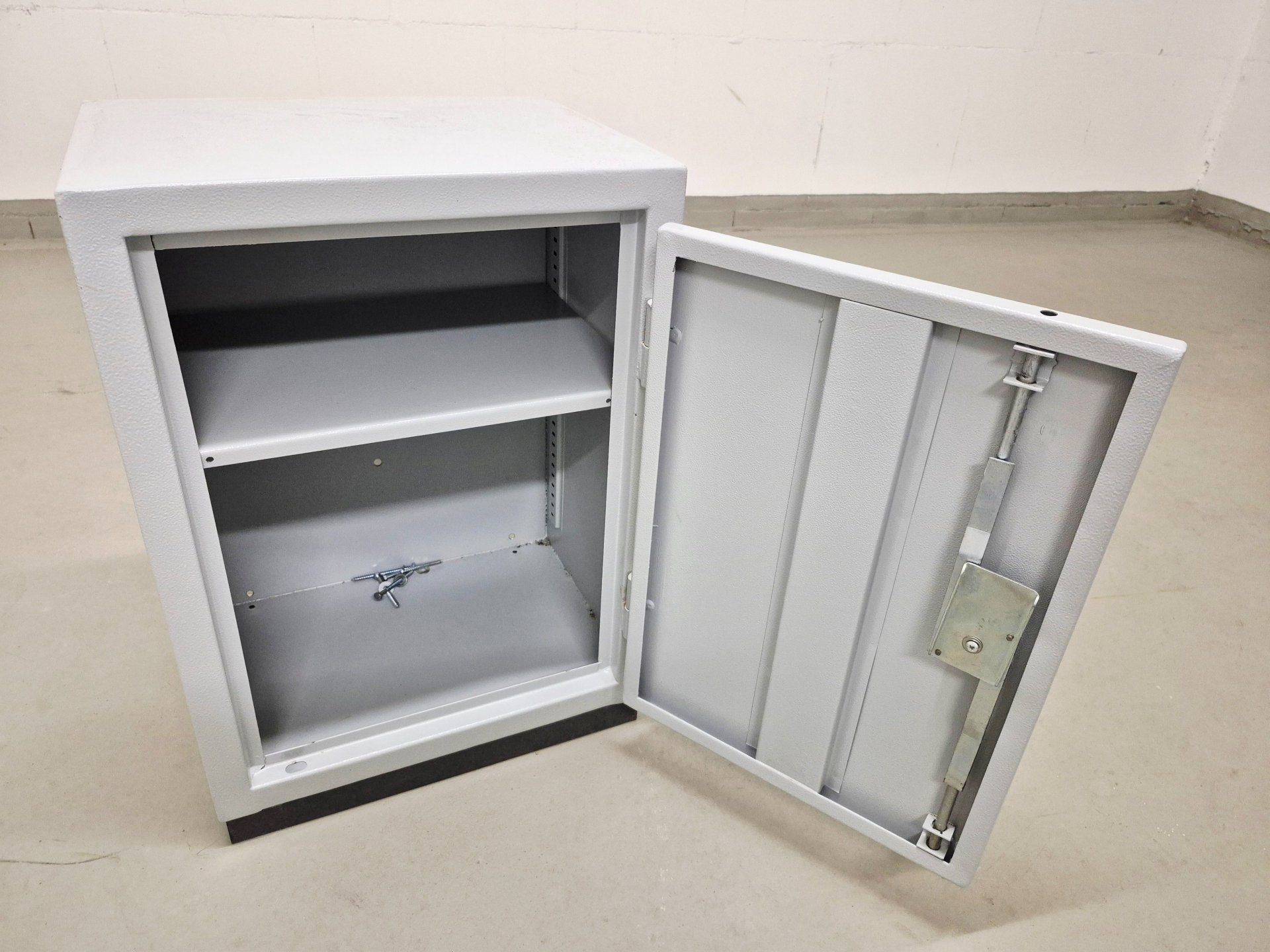 Munitionsschrank MNS 600 – Bild 2