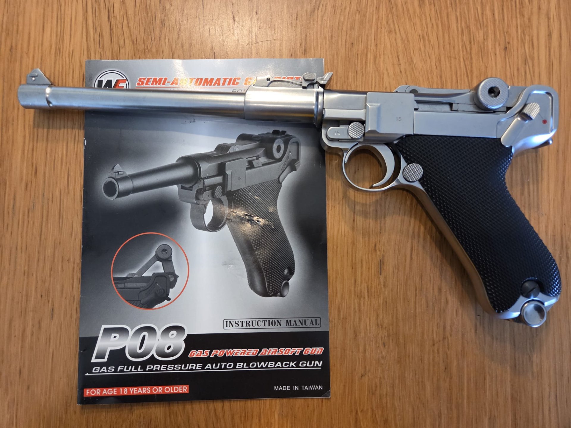 WE P08 Long / Luger P08 – 6 mm Gas Blowback Airsoft – Bild 1