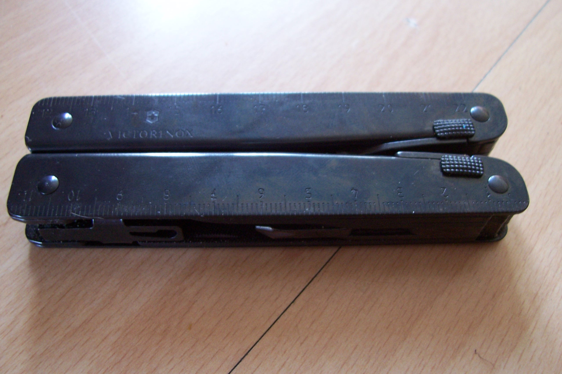 Victorinox, Multifunktionswerkzeug, Swiss Tool BS, schwarz 27 Funktionen, – Bild 4