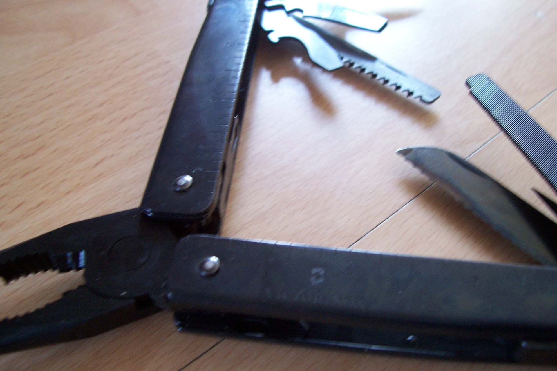 Victorinox, Multifunktionswerkzeug, Swiss Tool BS, schwarz 27 Funktionen, – Bild 3