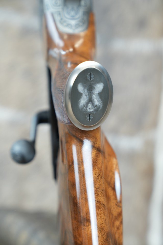 Blaser R8 Baronesse Holzkl. 8 Superfinish Kal. .30-06 spring. kanneliert semi von WAFFEN FLÜHR – Bild 6