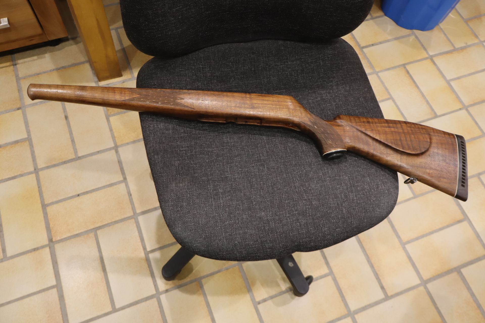 sehr schönerJagdschaft -Mausersystem Nr.45 – Bild 2